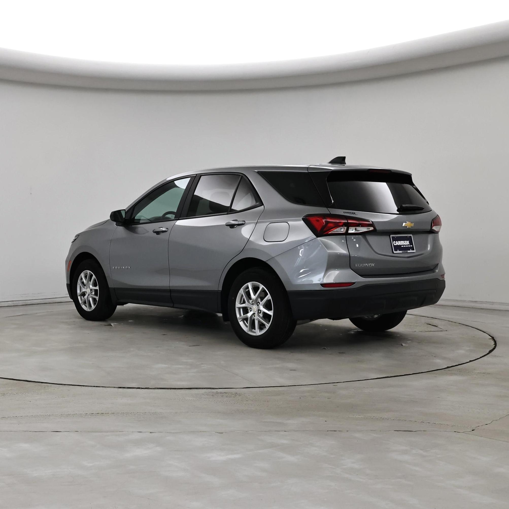 Thumbnail: 2023 Chevrolet Equinox - 2