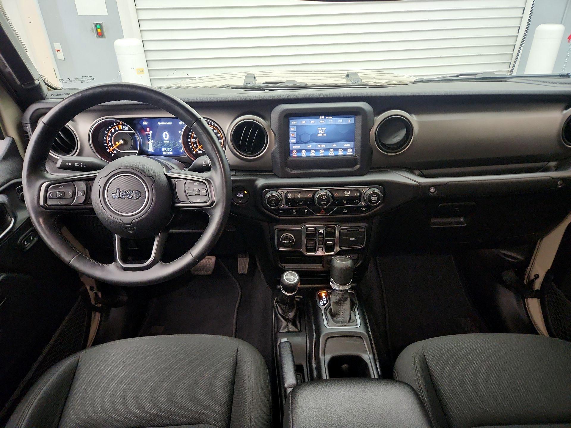 Thumbnail: 2020 Jeep Gladiator - 9