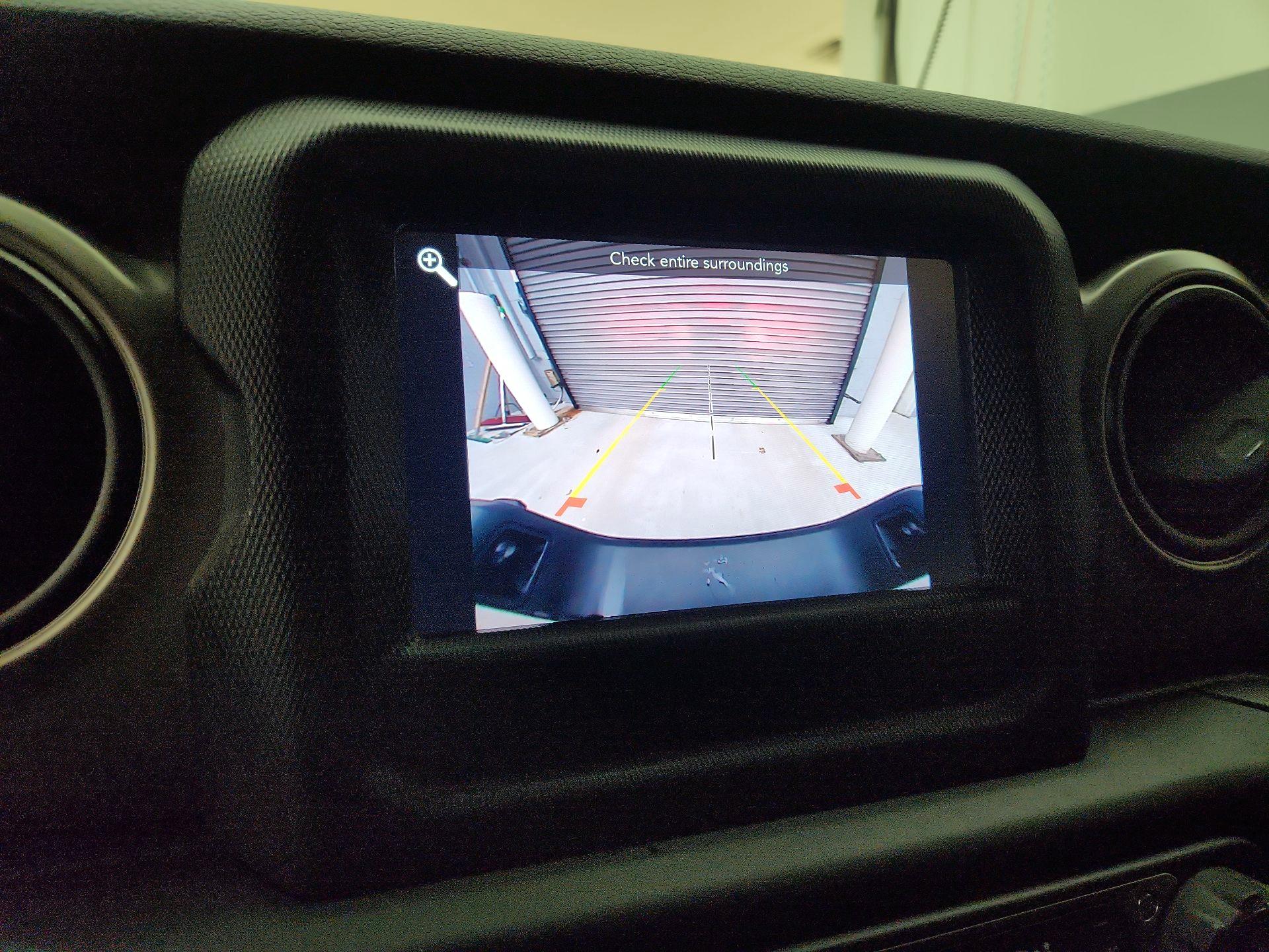 Thumbnail: 2020 Jeep Gladiator - 14