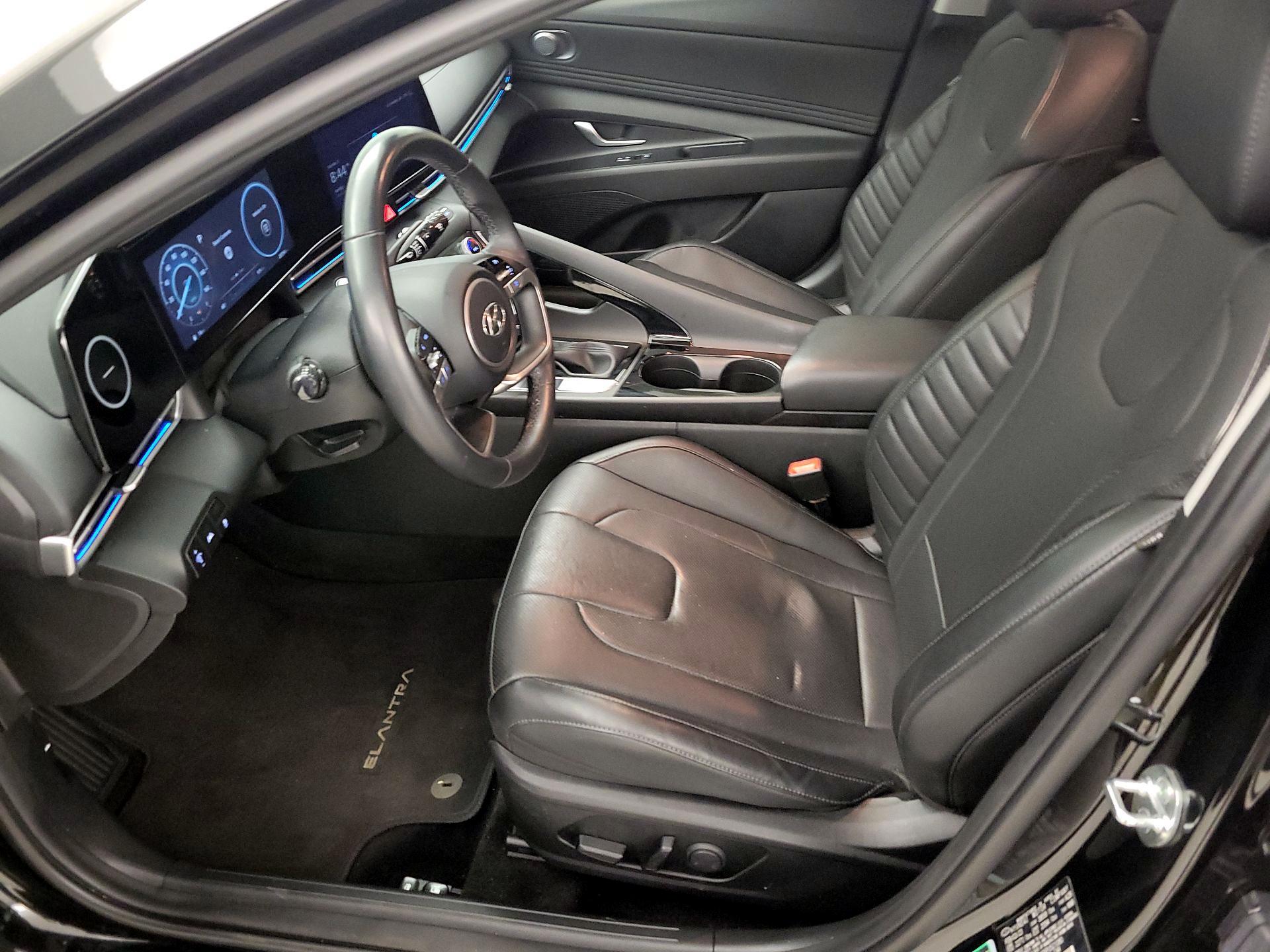 Thumbnail: 2023 Hyundai Elantra - 11