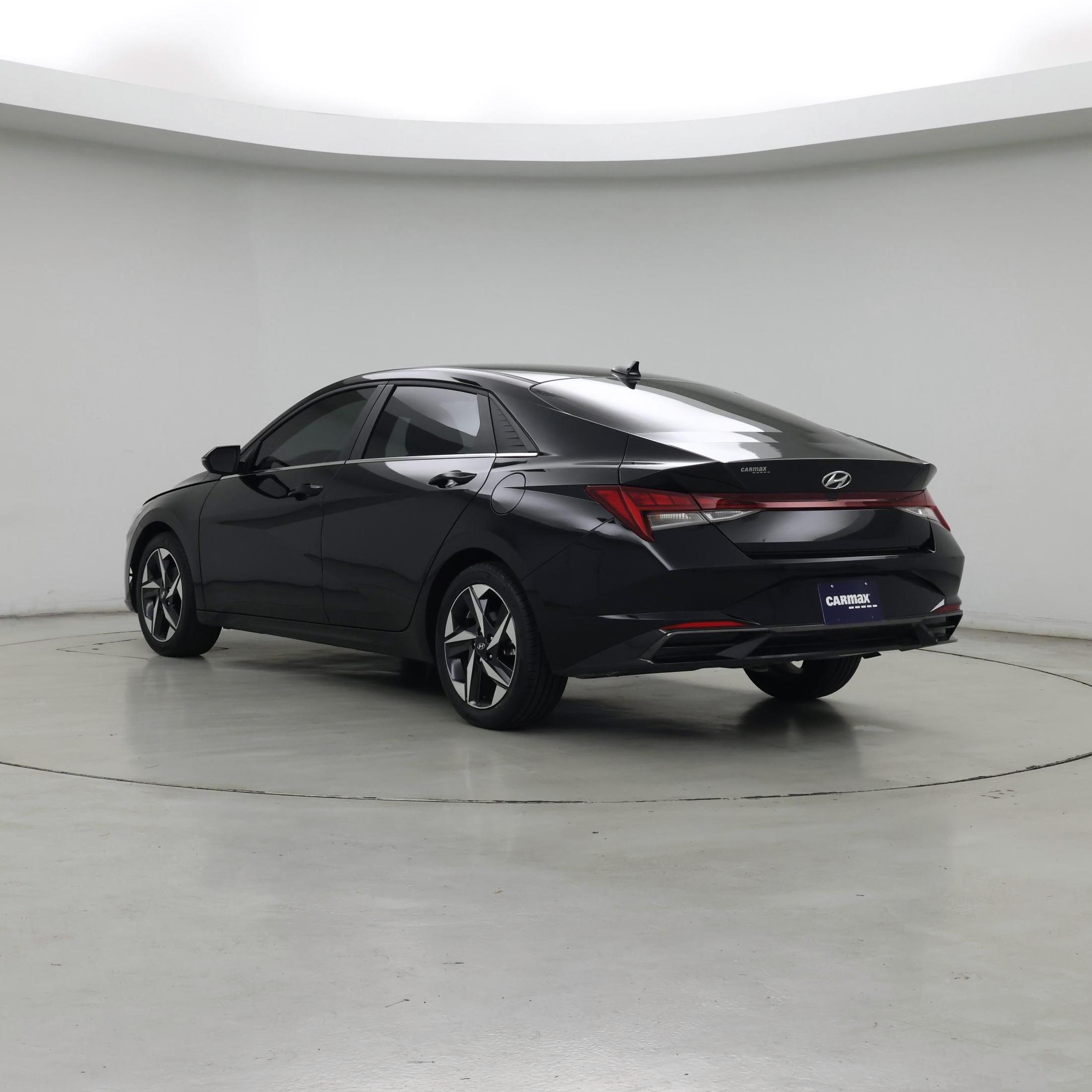 Thumbnail: 2023 Hyundai Elantra - 2