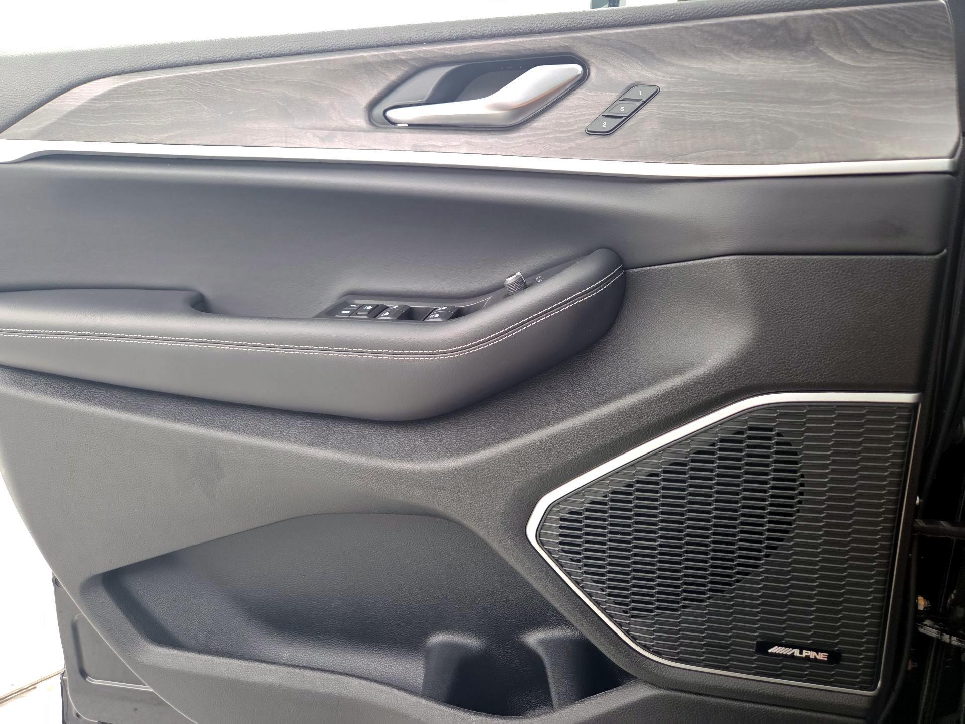 Thumbnail: 2021 Jeep Grand Cherokee L - 12