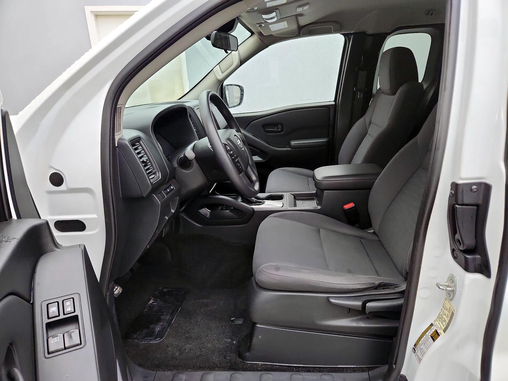 Thumbnail: 2022 Nissan Frontier - 11