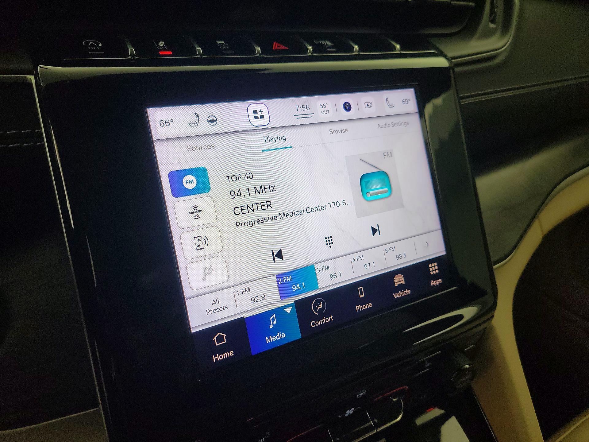 Thumbnail: 2022 Jeep Grand Cherokee L - 15