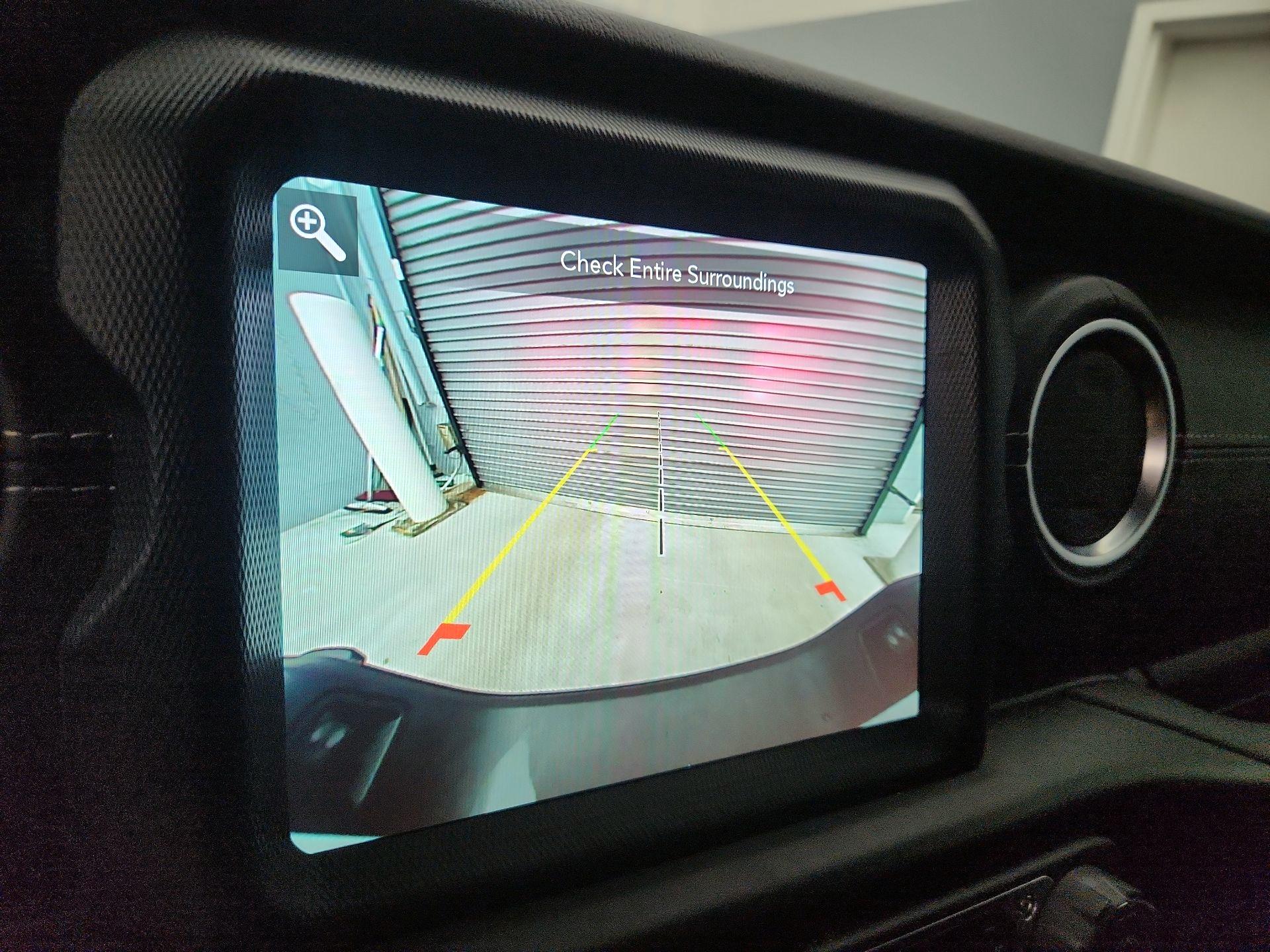 Thumbnail: 2021 Jeep Gladiator - 15