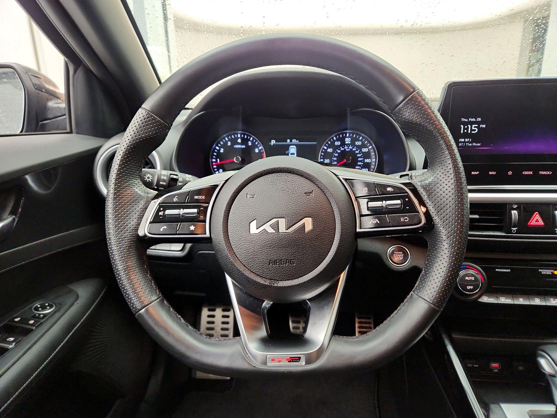 Thumbnail: 2023 Kia Forte - 10