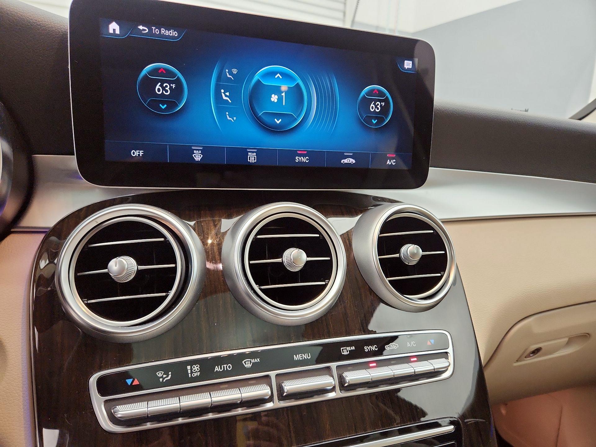 Thumbnail: 2021 Mercedes-Benz GLC - 16