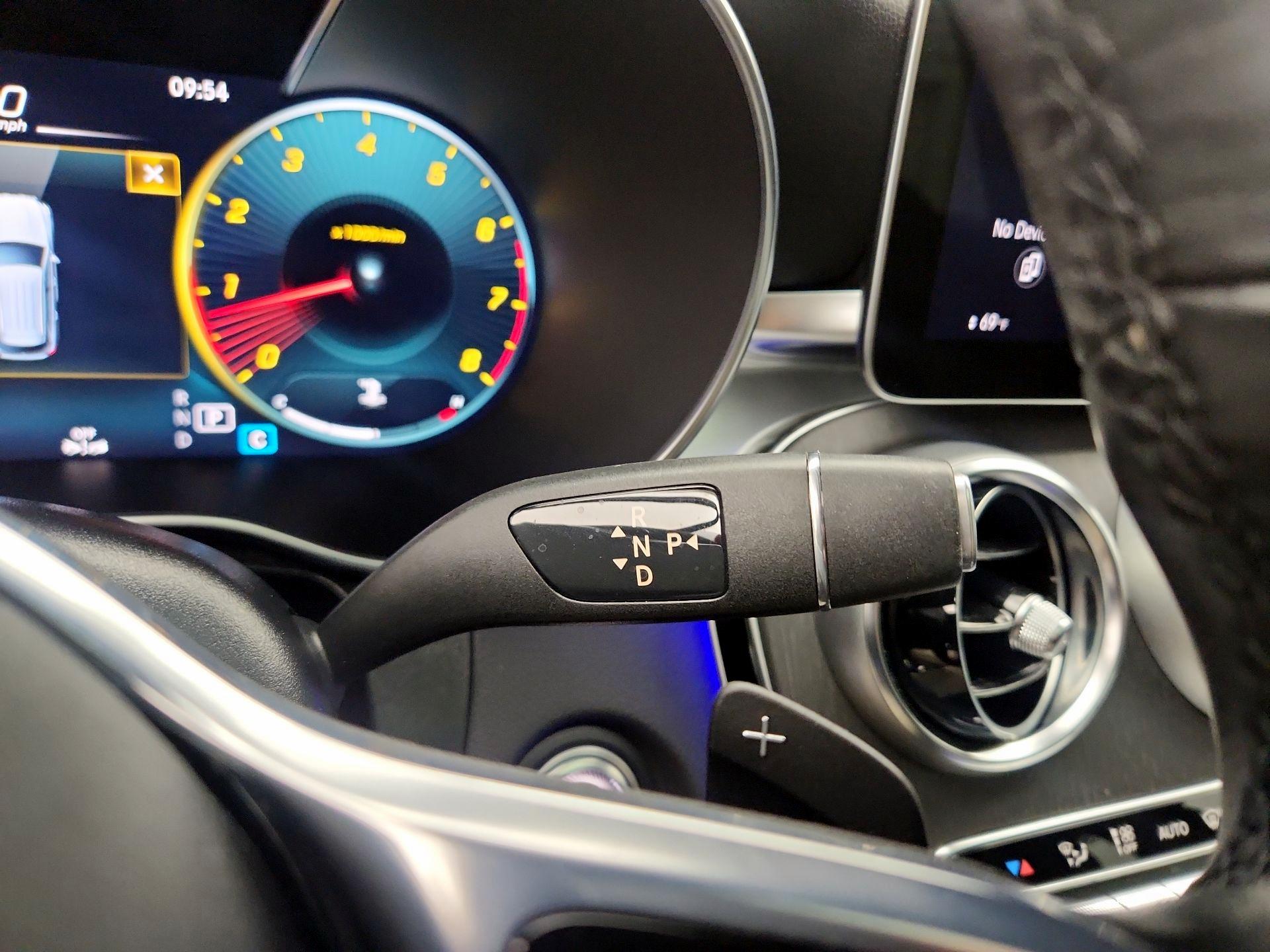 Thumbnail: 2022 Mercedes-Benz GLC - 17