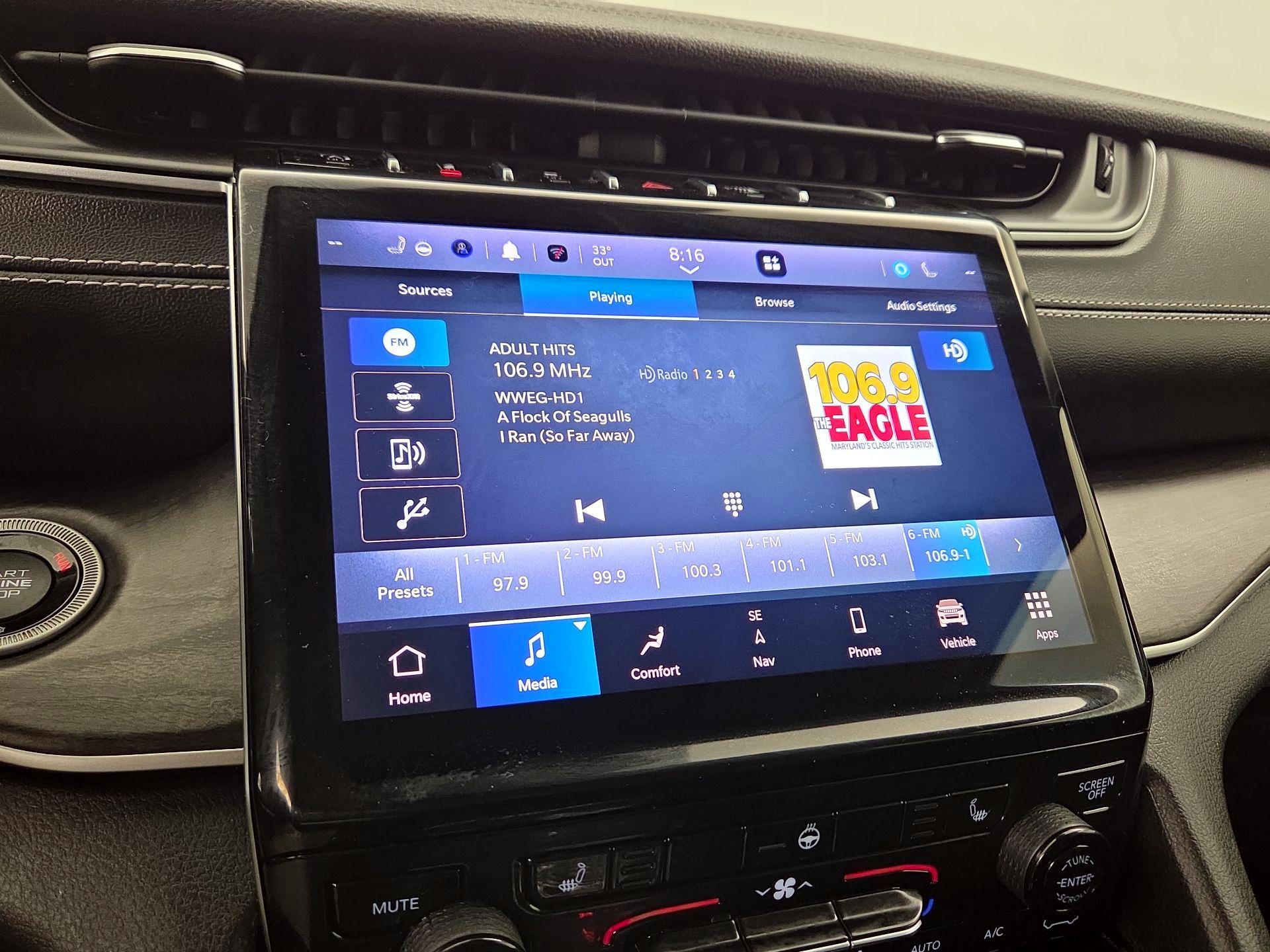 Thumbnail: 2023 Jeep Grand Cherokee L - 16