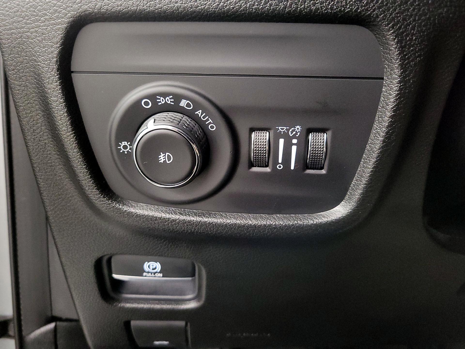 Thumbnail: 2021 Jeep Grand Cherokee L - 13