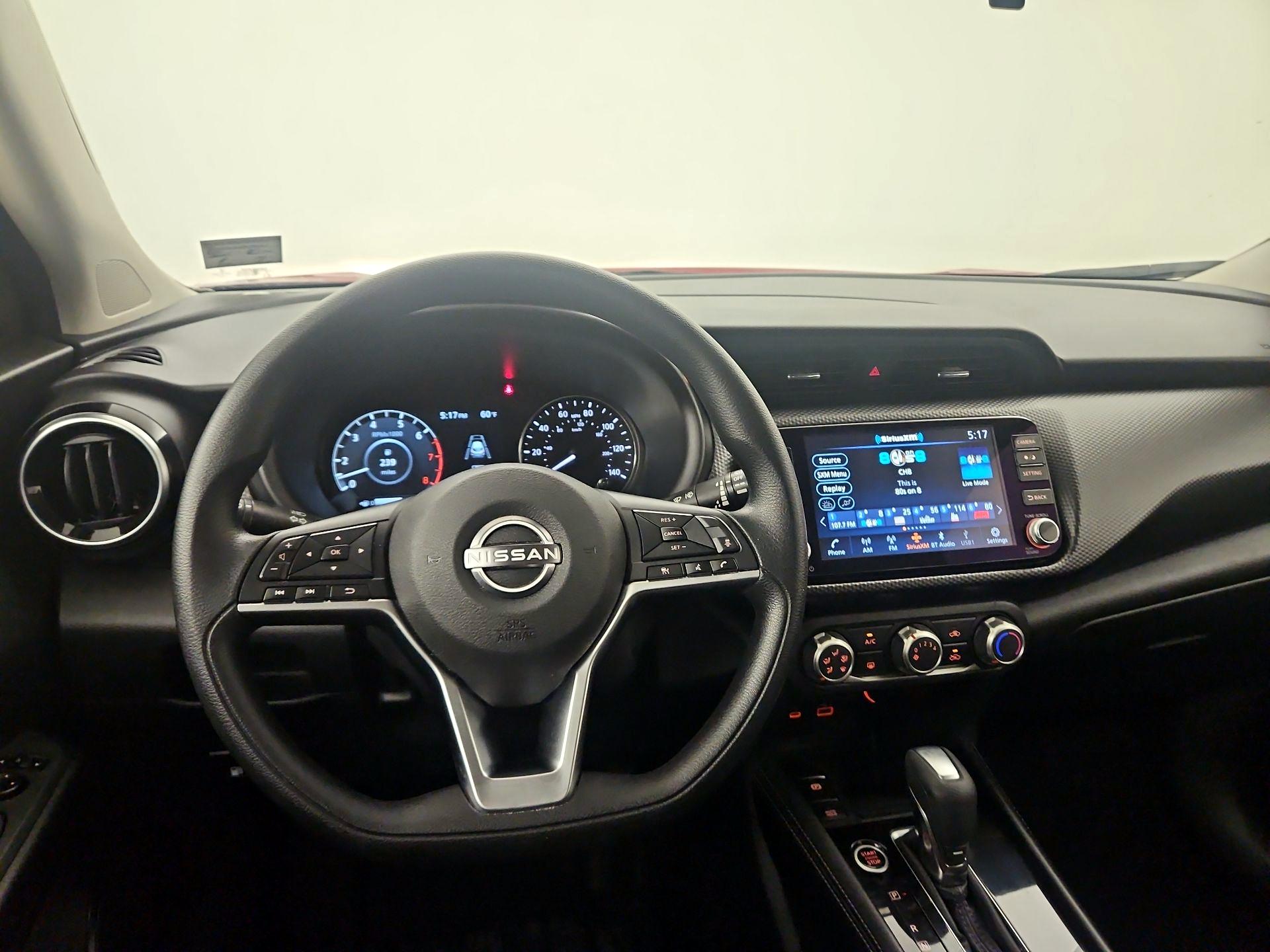 Thumbnail: 2023 Nissan Kicks - 10