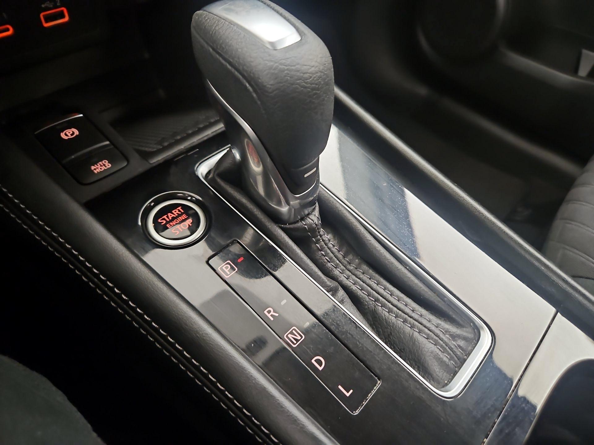 Thumbnail: 2023 Nissan Kicks - 16