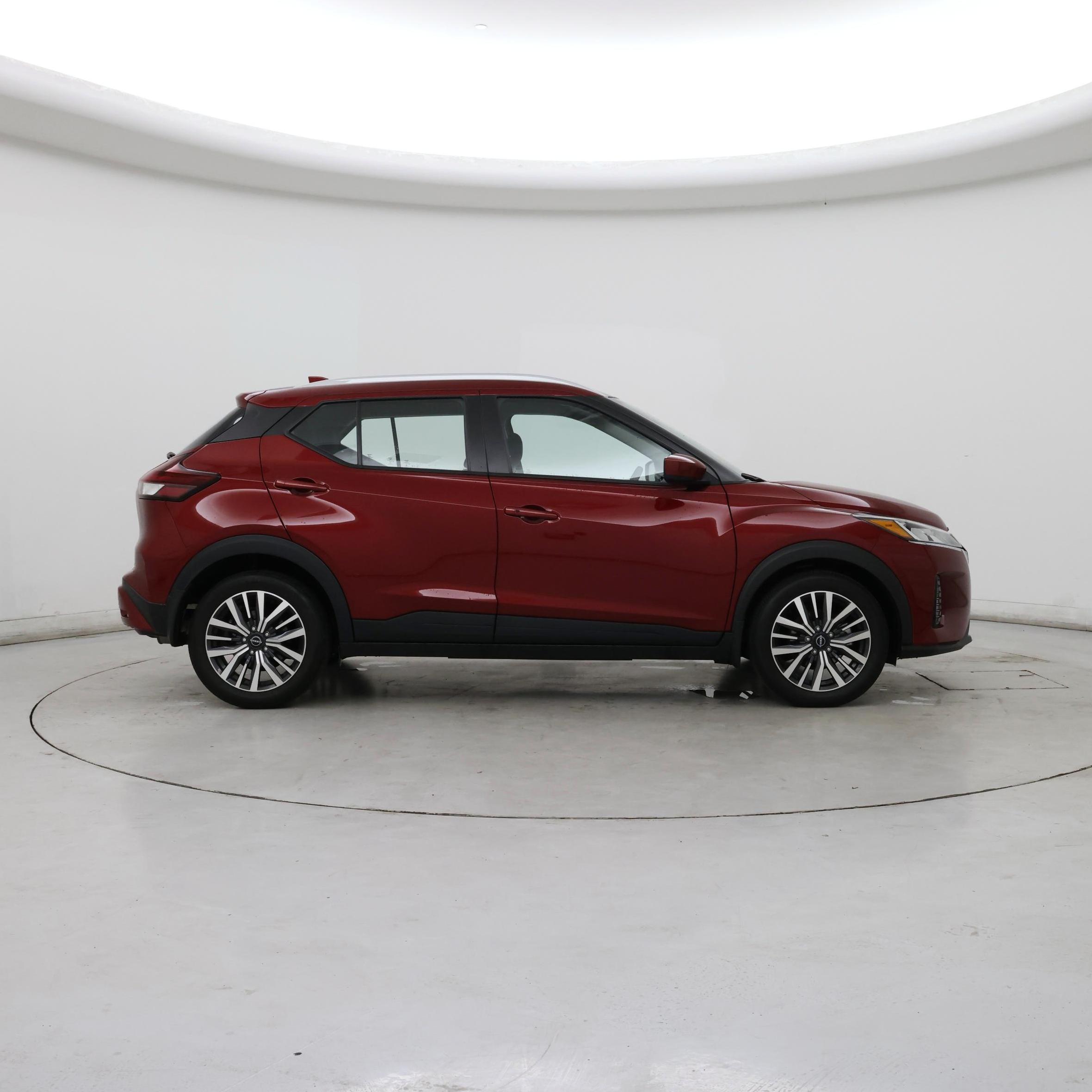 Thumbnail: 2023 Nissan Kicks - 7