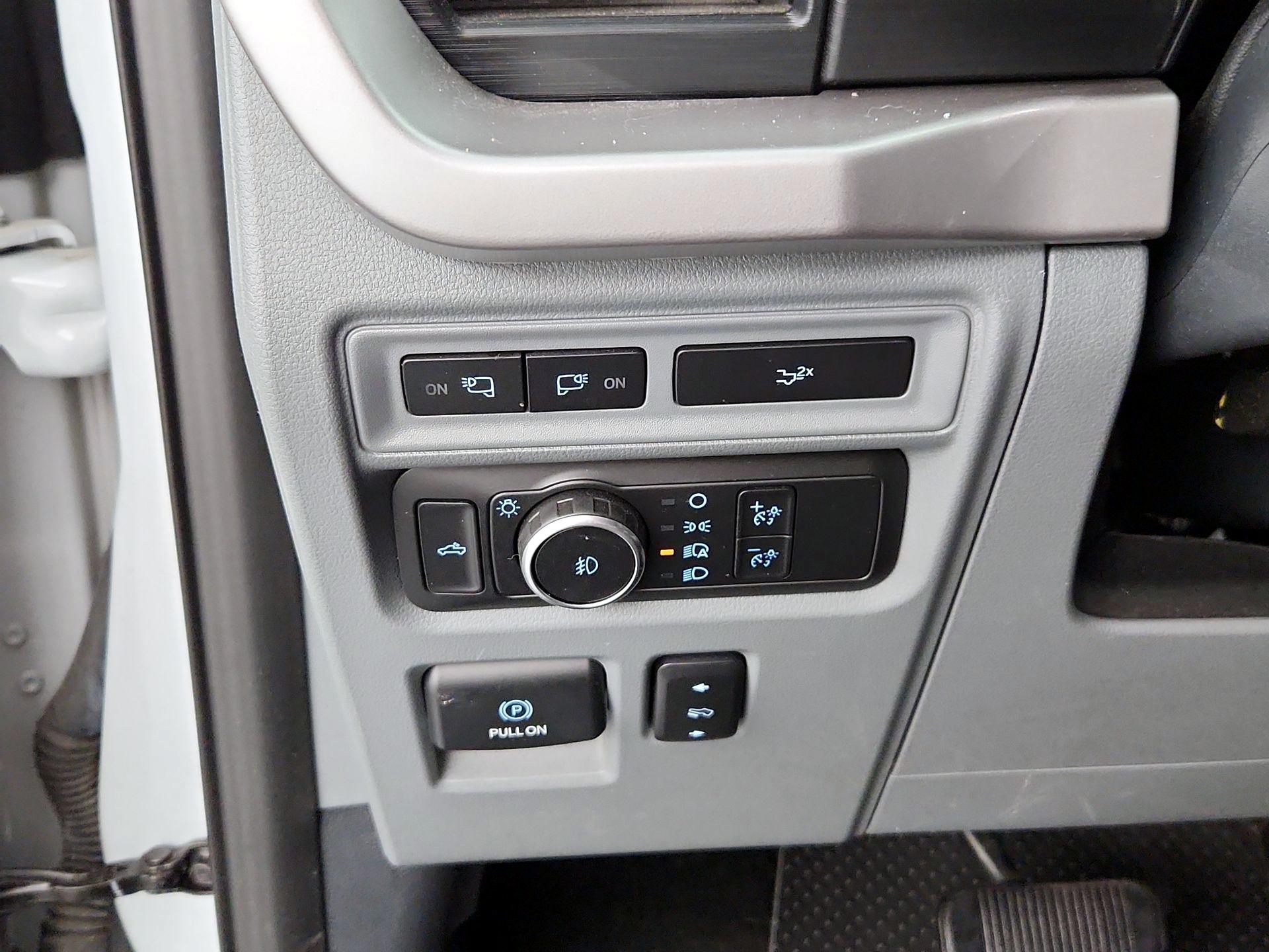 Thumbnail: 2022 Ford F-150 - 13