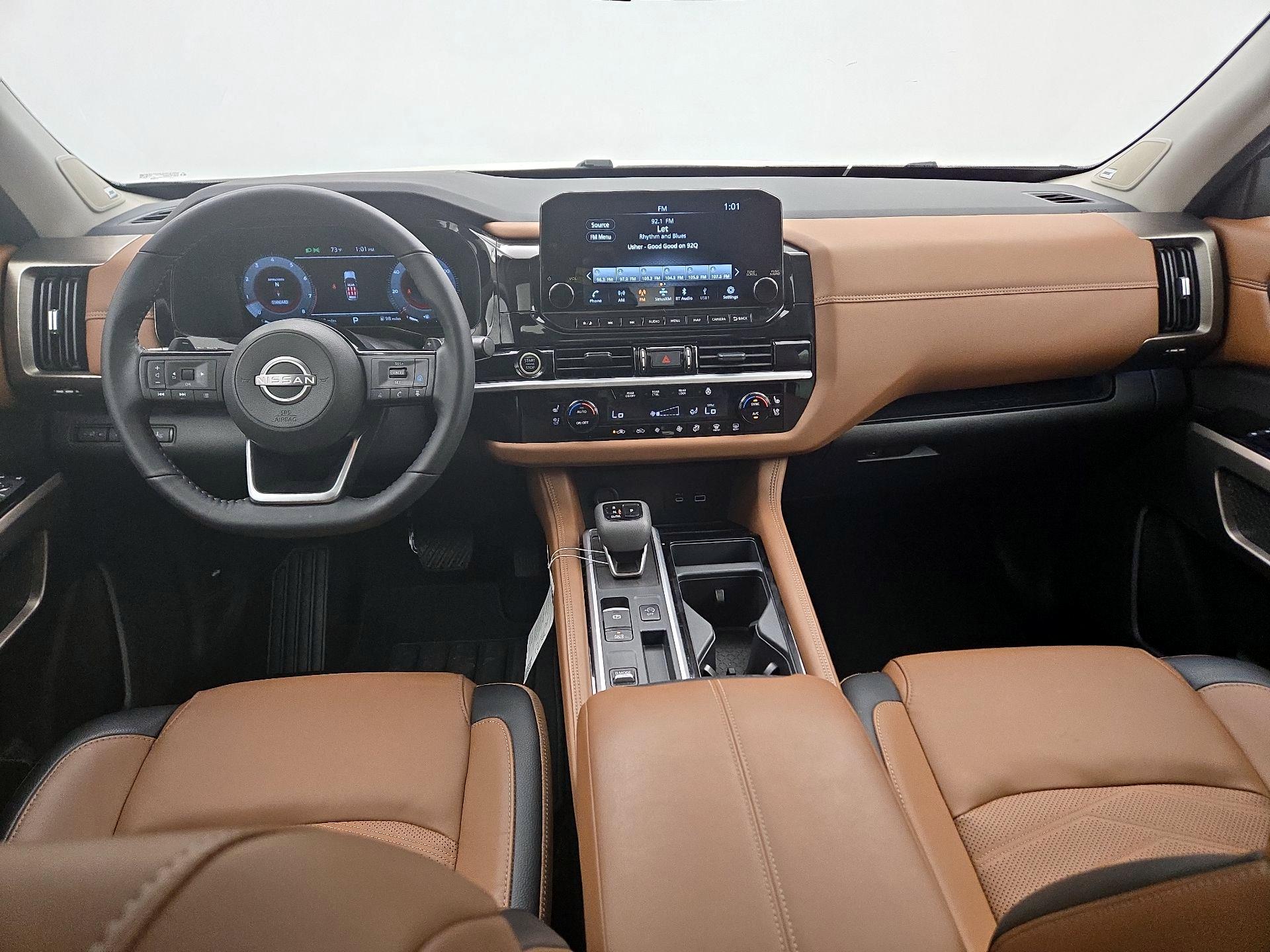 Thumbnail: 2024 Nissan Pathfinder - 9