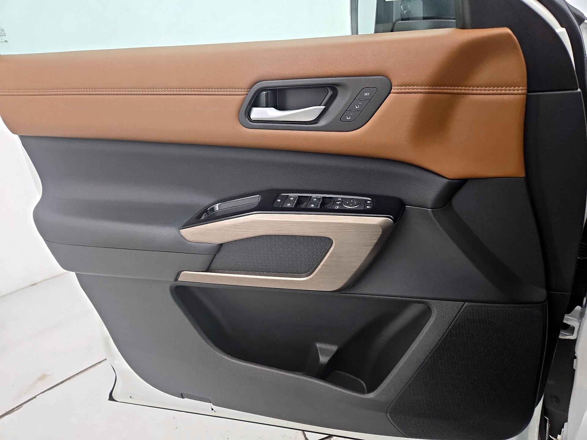 Thumbnail: 2024 Nissan Pathfinder - 12