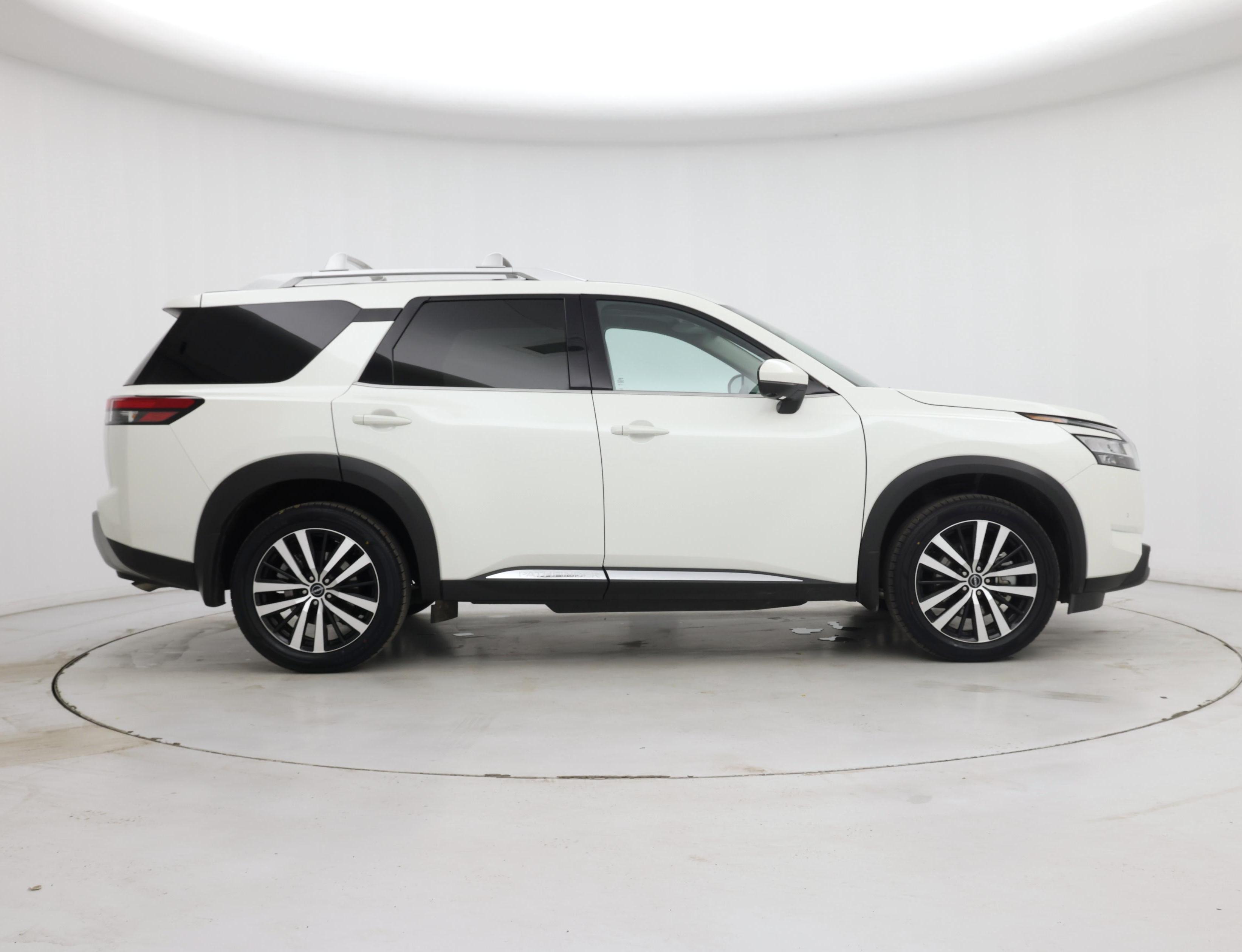 Thumbnail: 2024 Nissan Pathfinder - 7