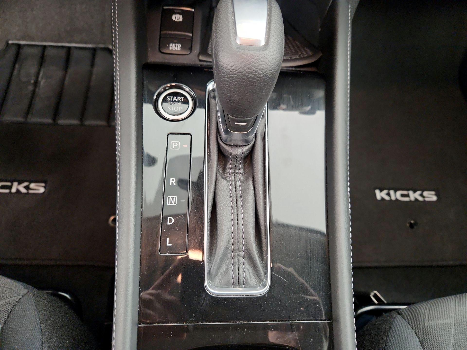 Thumbnail: 2024 Nissan Kicks - 17