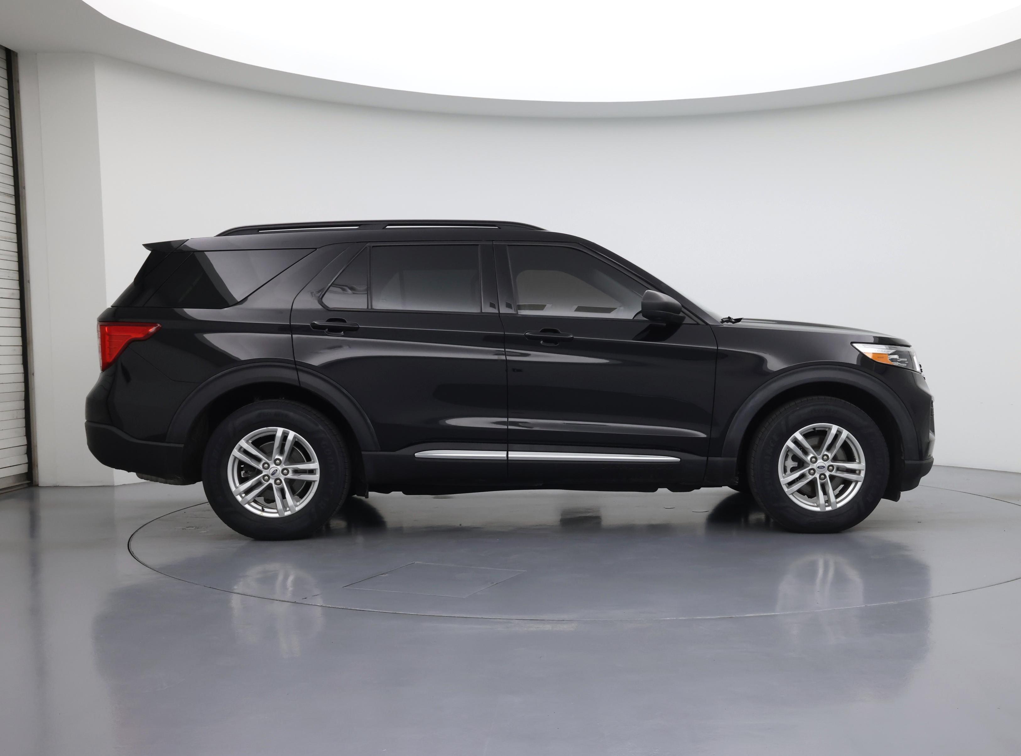 Thumbnail: 2020 Ford Explorer - 7