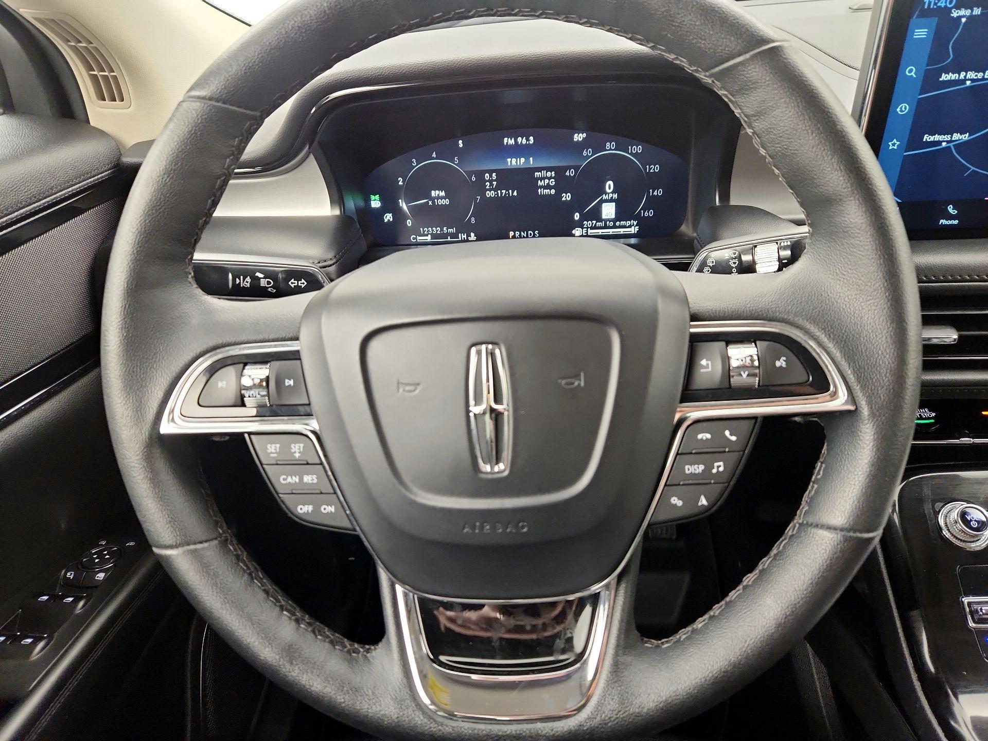 Thumbnail: 2022 Lincoln Nautilus - 10