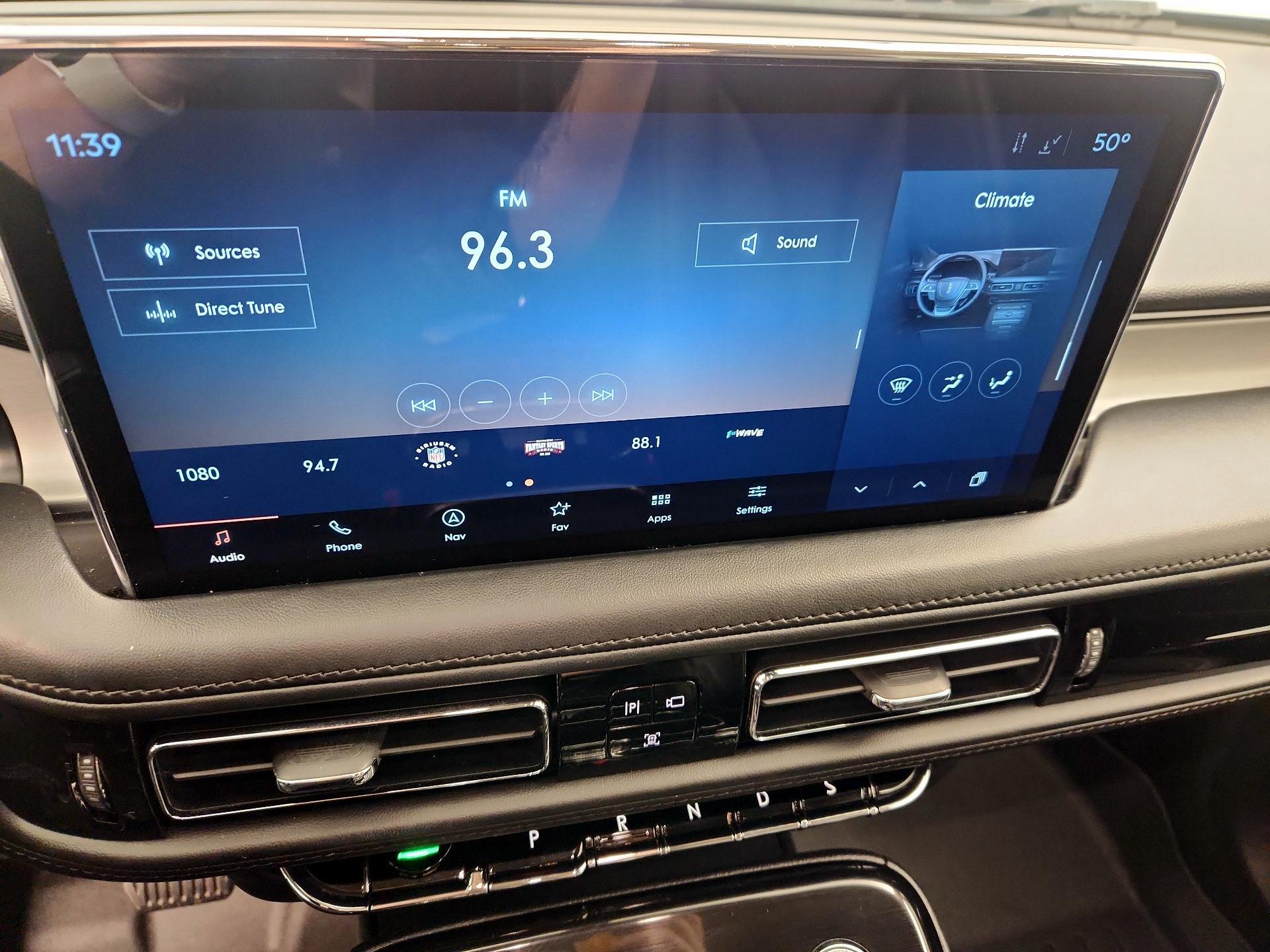 Thumbnail: 2022 Lincoln Nautilus - 16