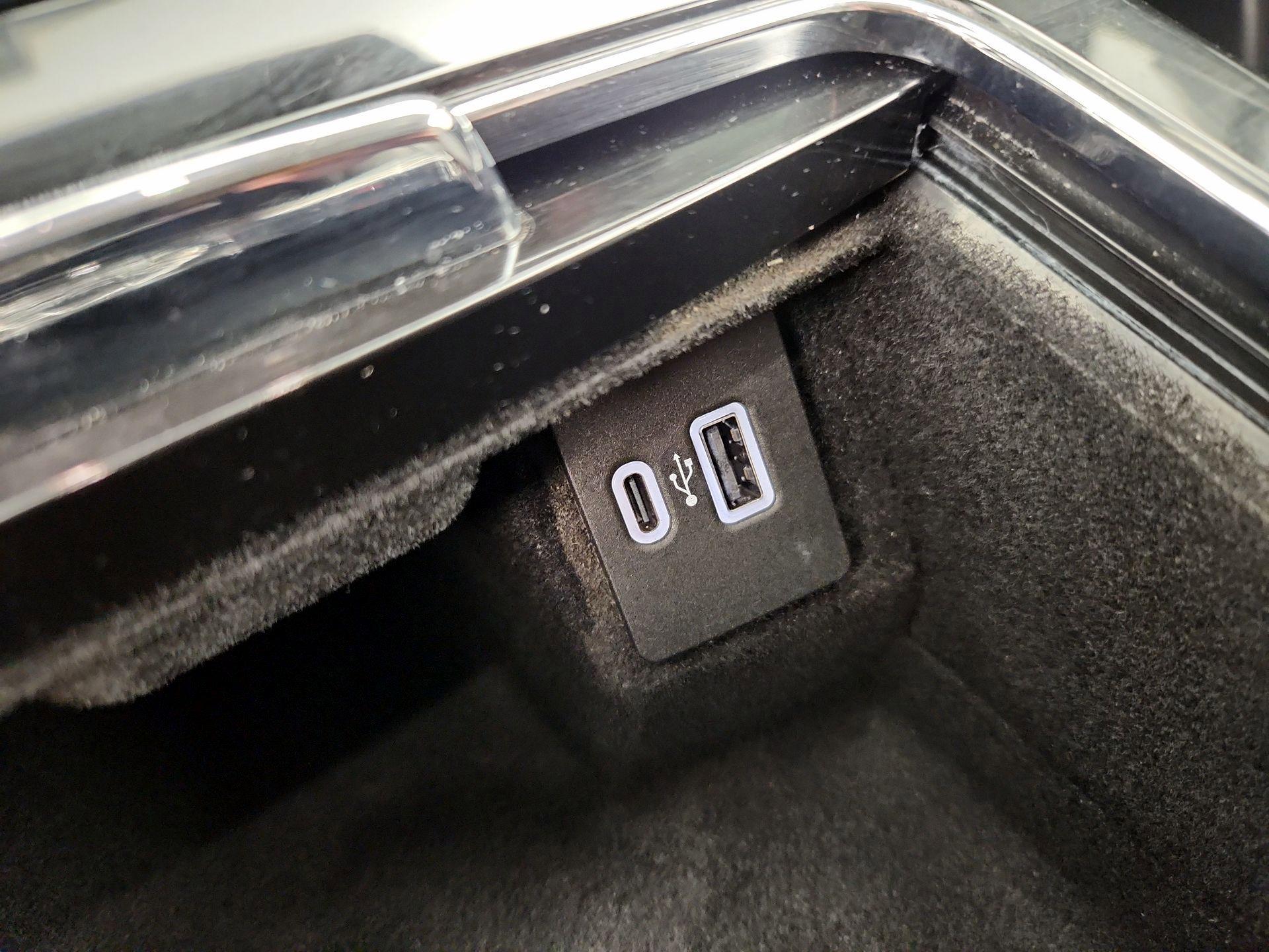 Thumbnail: 2022 Lincoln Nautilus - 19