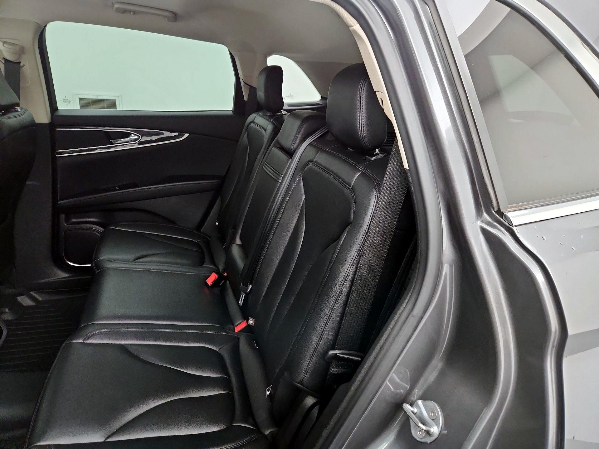 Thumbnail: 2022 Lincoln Nautilus - 20