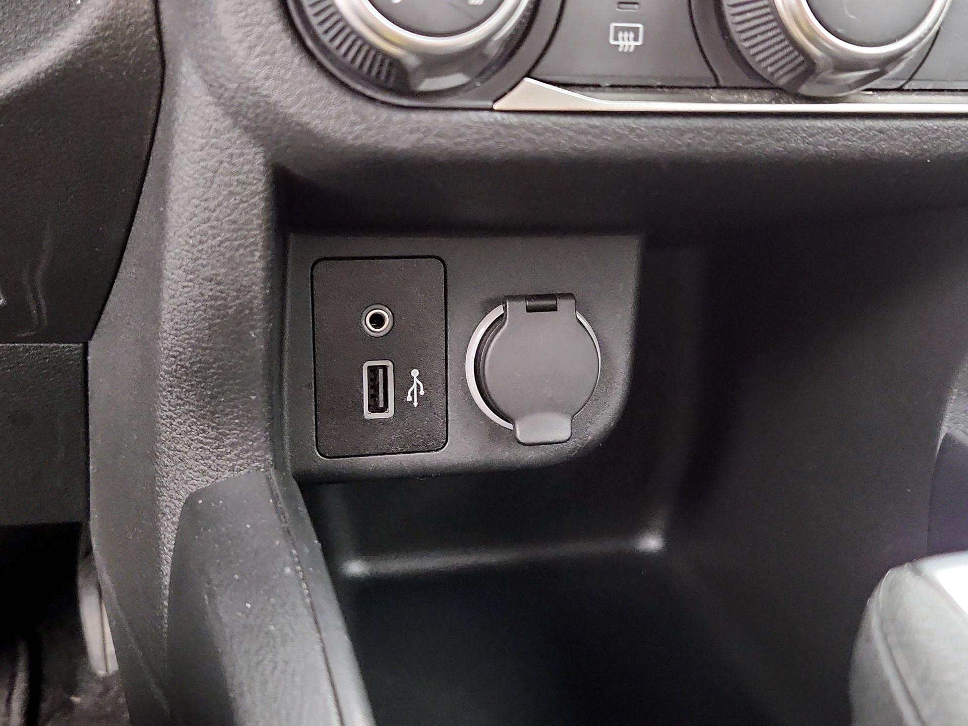 Thumbnail: 2024 Nissan Kicks - 18