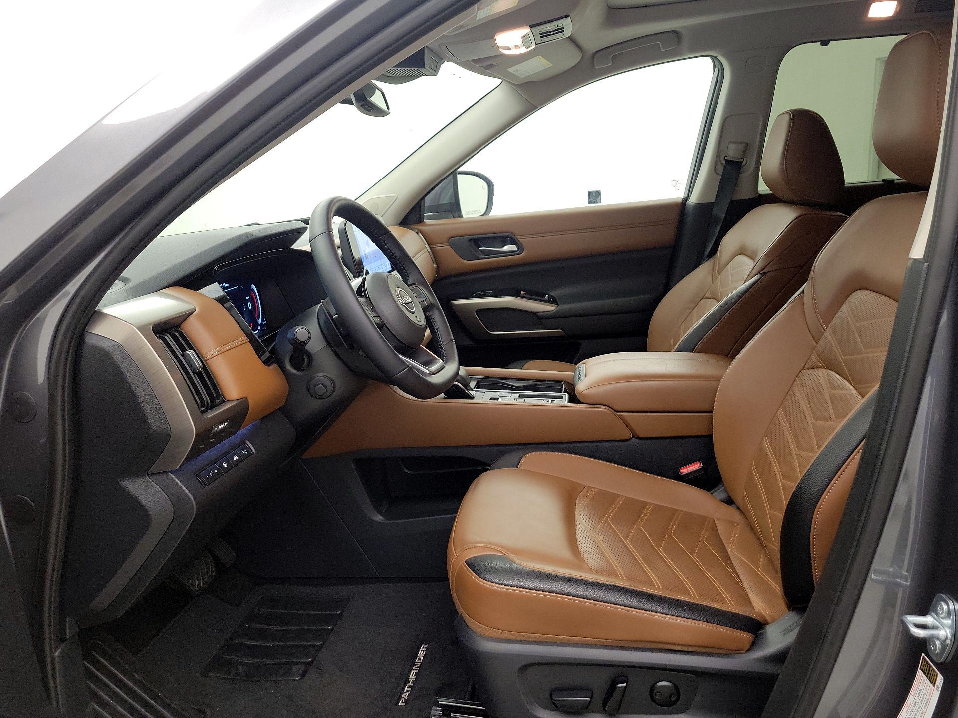 Thumbnail: 2024 Nissan Pathfinder - 11