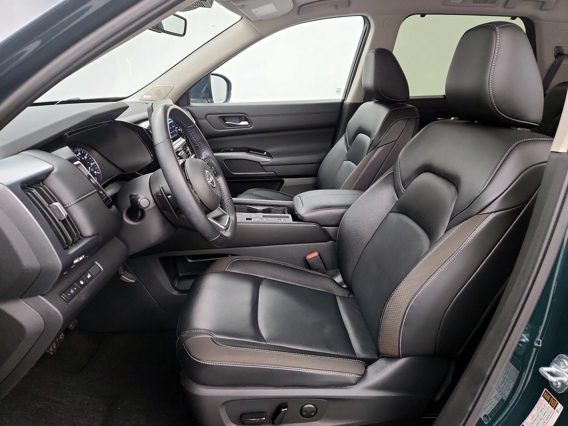 Thumbnail: 2025 Nissan Pathfinder - 11