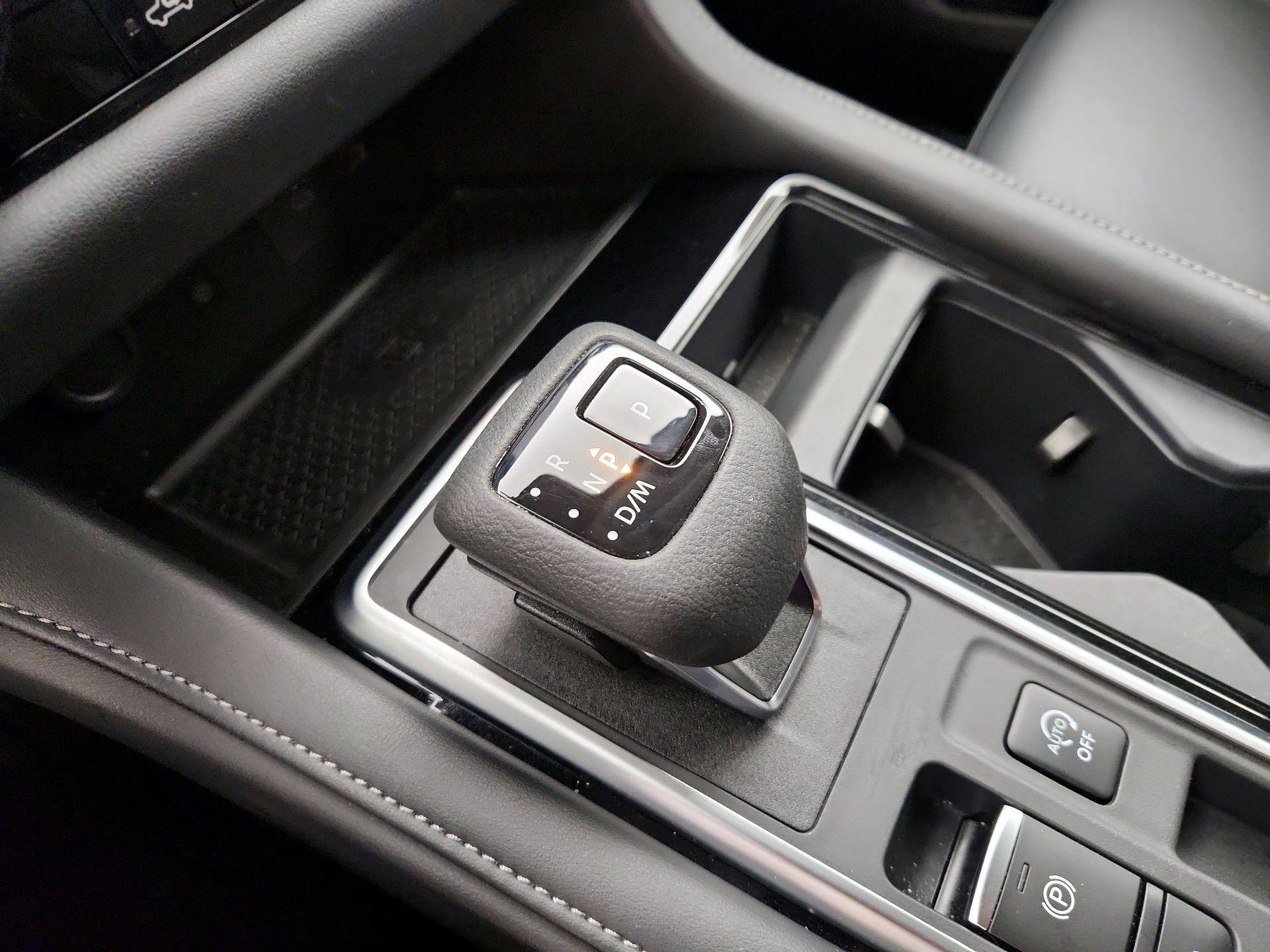 Thumbnail: 2025 Nissan Pathfinder - 17