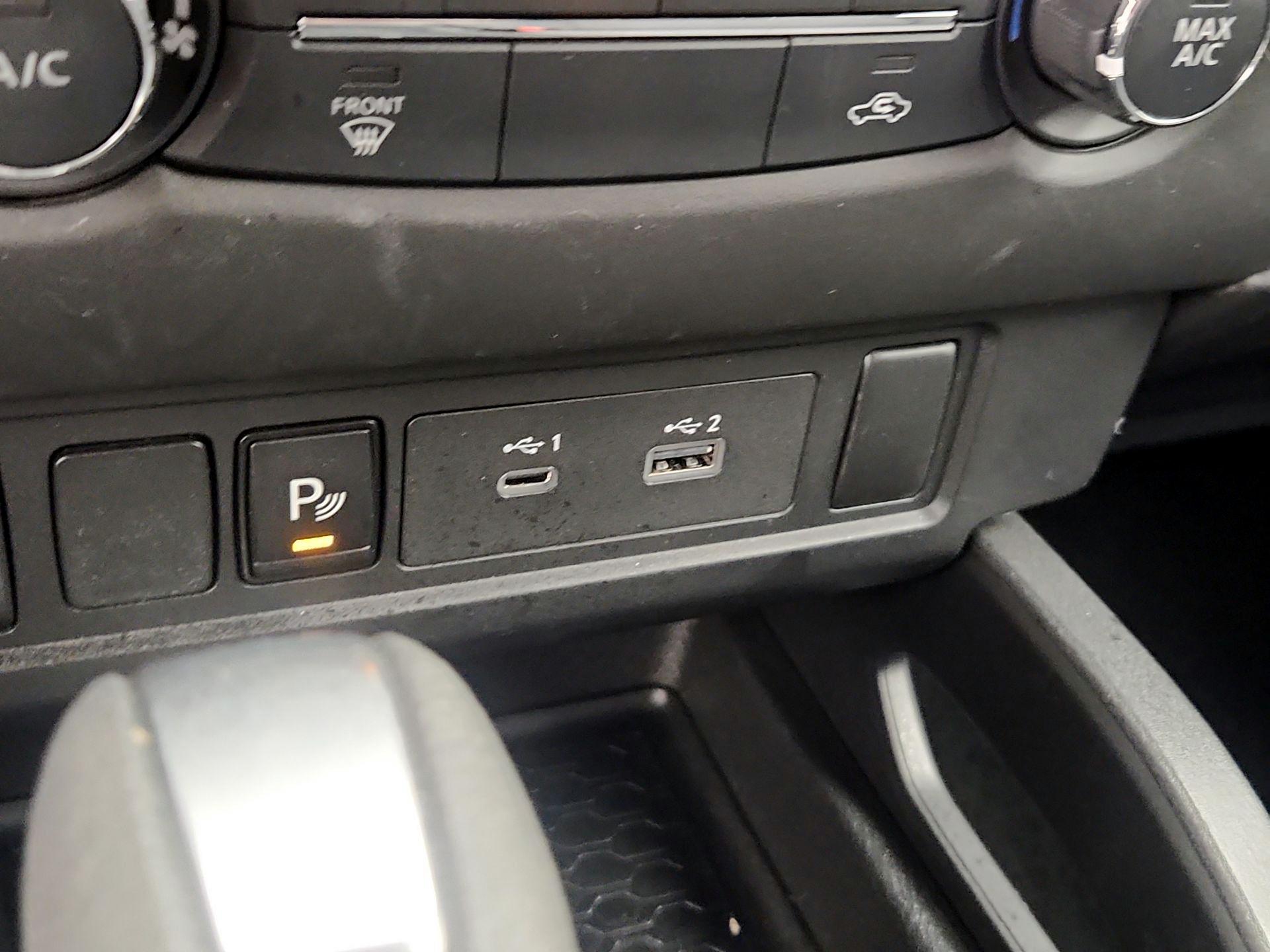 Thumbnail: 2024 Nissan Frontier - 18