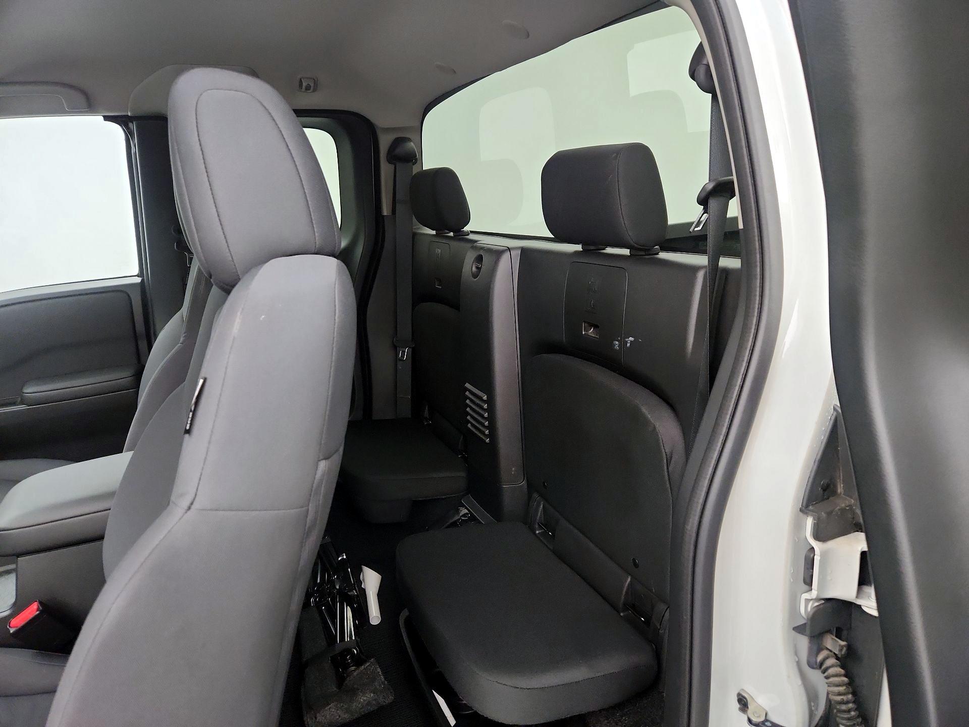 Thumbnail: 2024 Nissan Frontier - 19