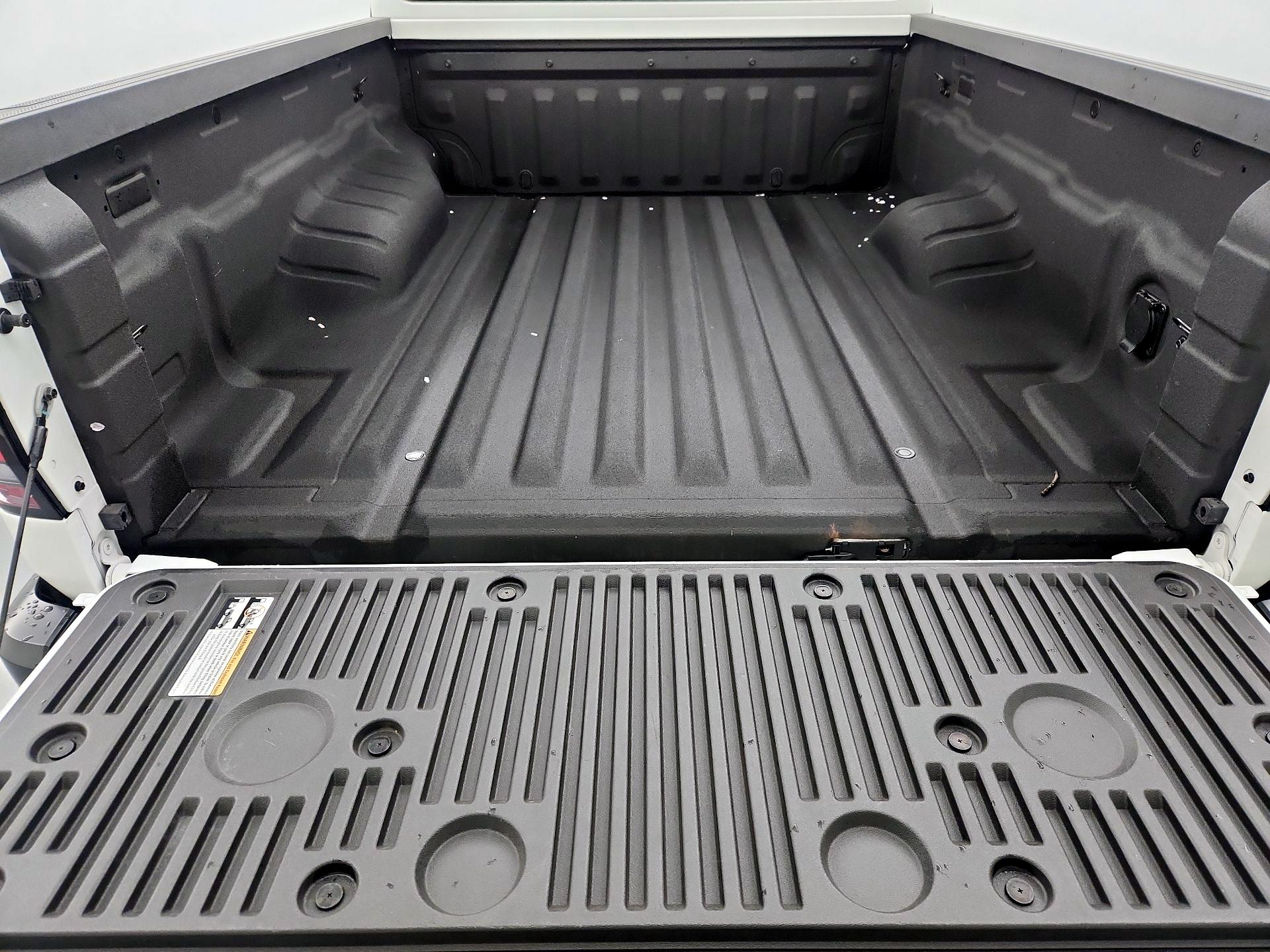 Thumbnail: 2024 Nissan Frontier - 20