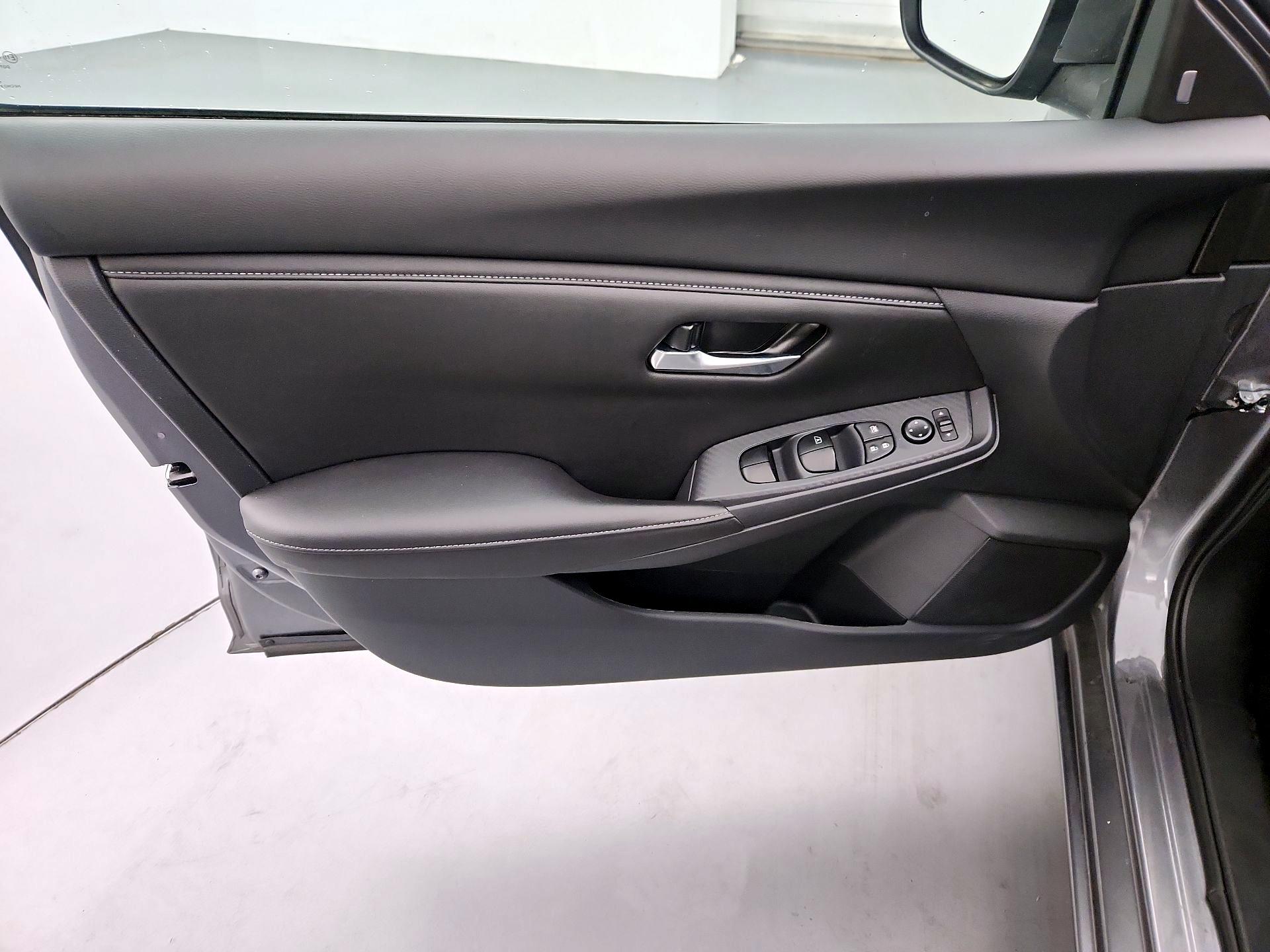 Thumbnail: 2024 Nissan Sentra - 12