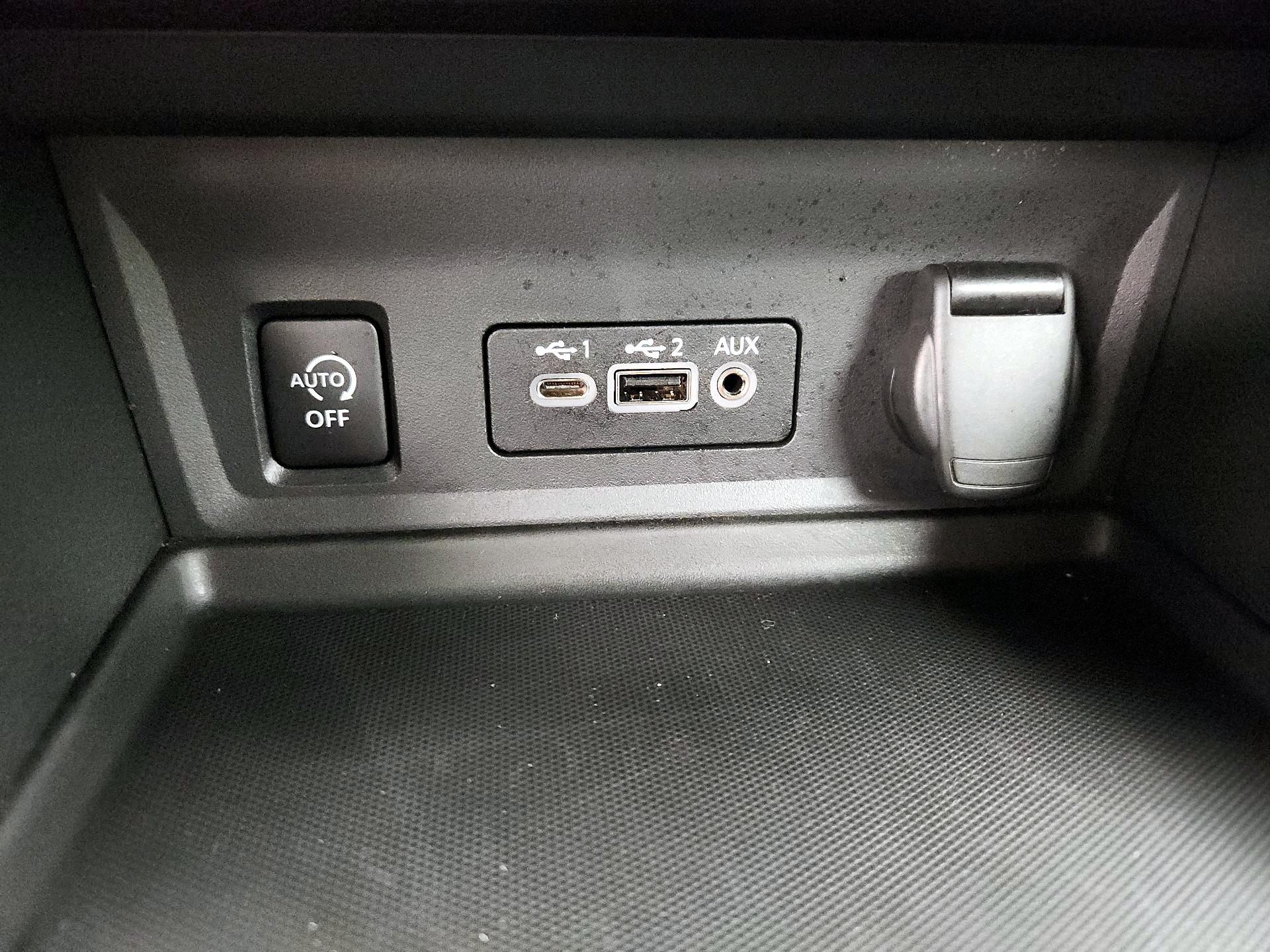 Thumbnail: 2024 Nissan Sentra - 18