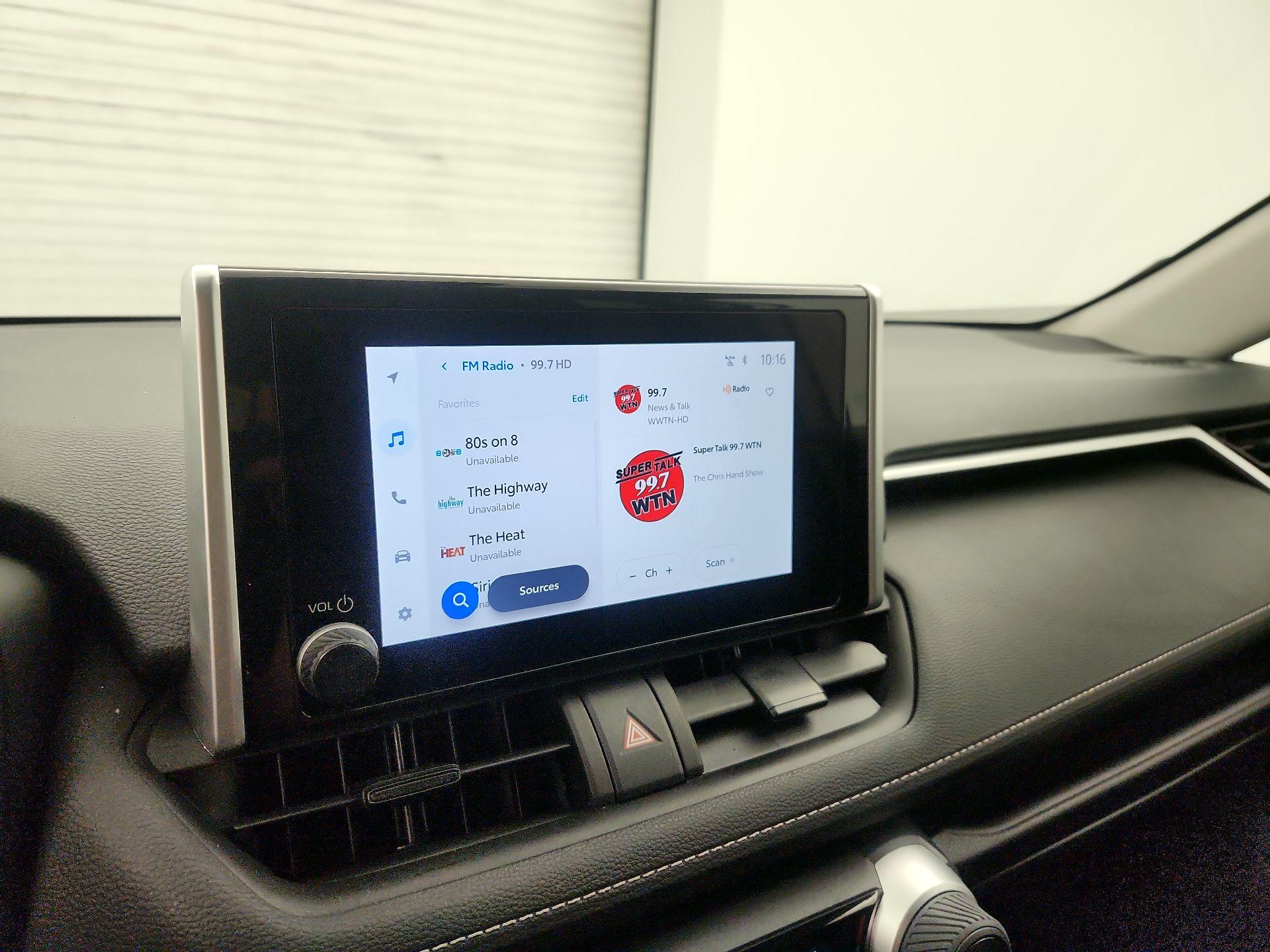 Thumbnail: 2025 Toyota RAV4 - 15