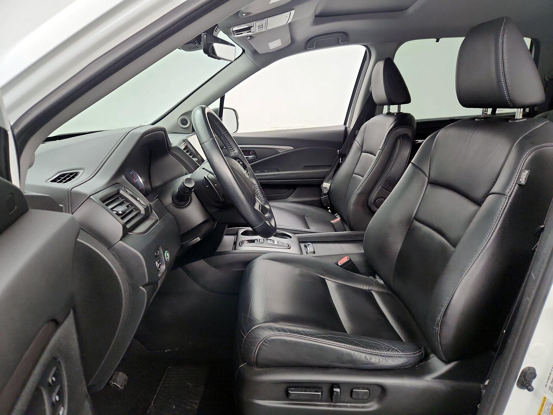 Thumbnail: 2021 Honda Pilot - 11