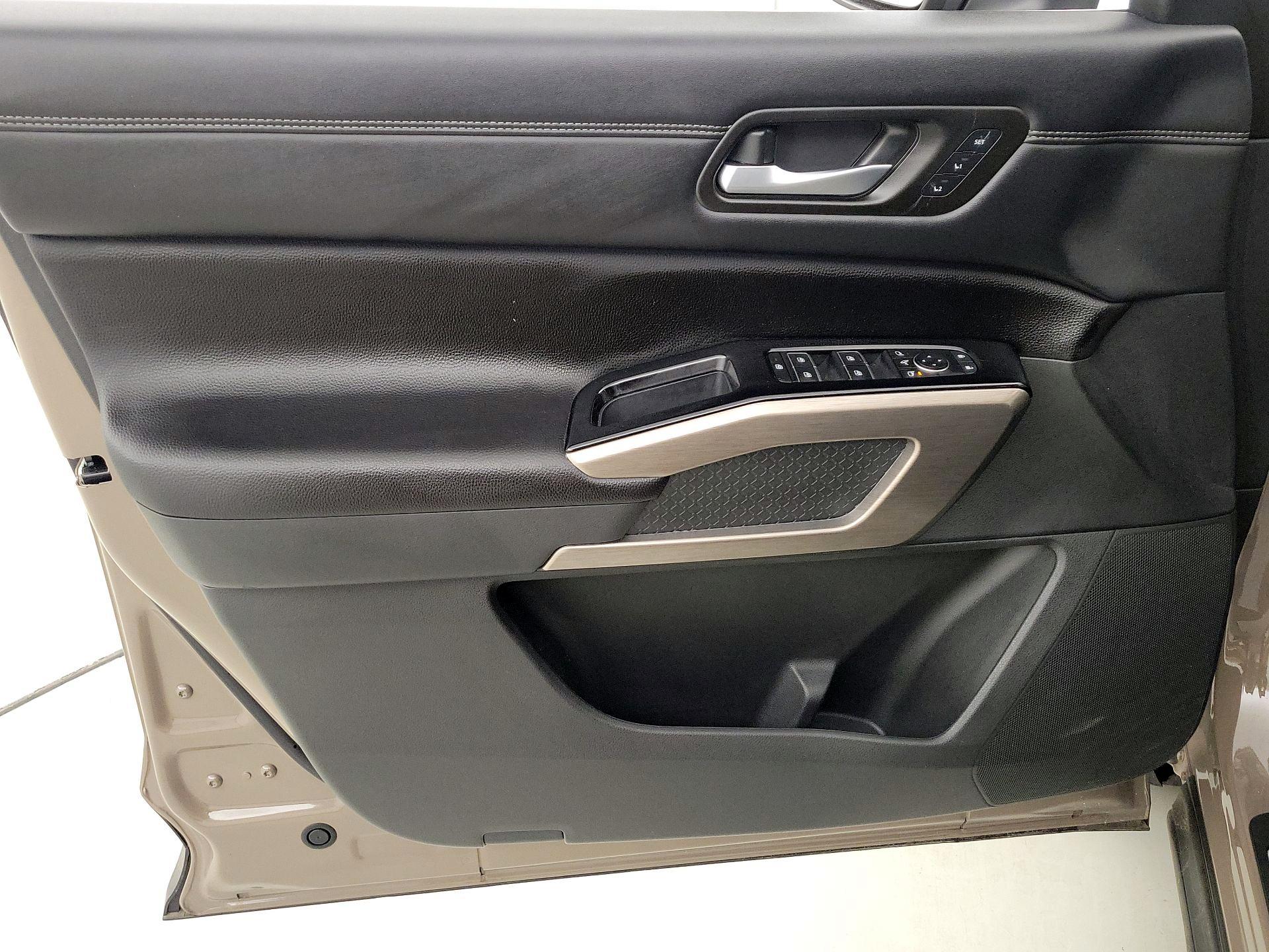 Thumbnail: 2024 Nissan Pathfinder - 12