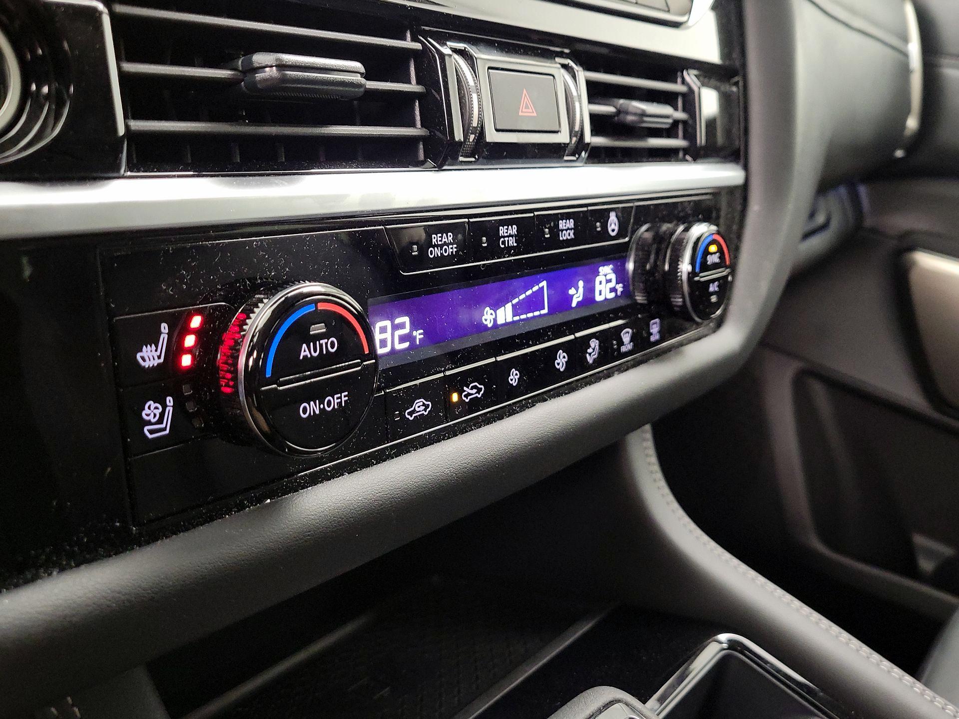 Thumbnail: 2024 Nissan Pathfinder - 17