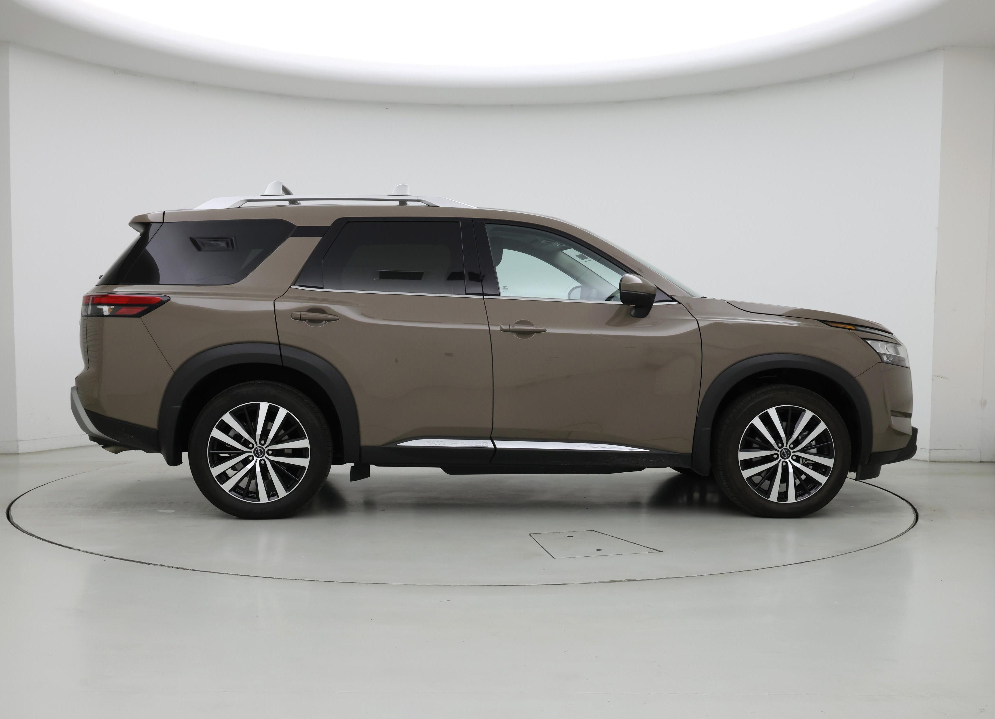 Thumbnail: 2024 Nissan Pathfinder - 7