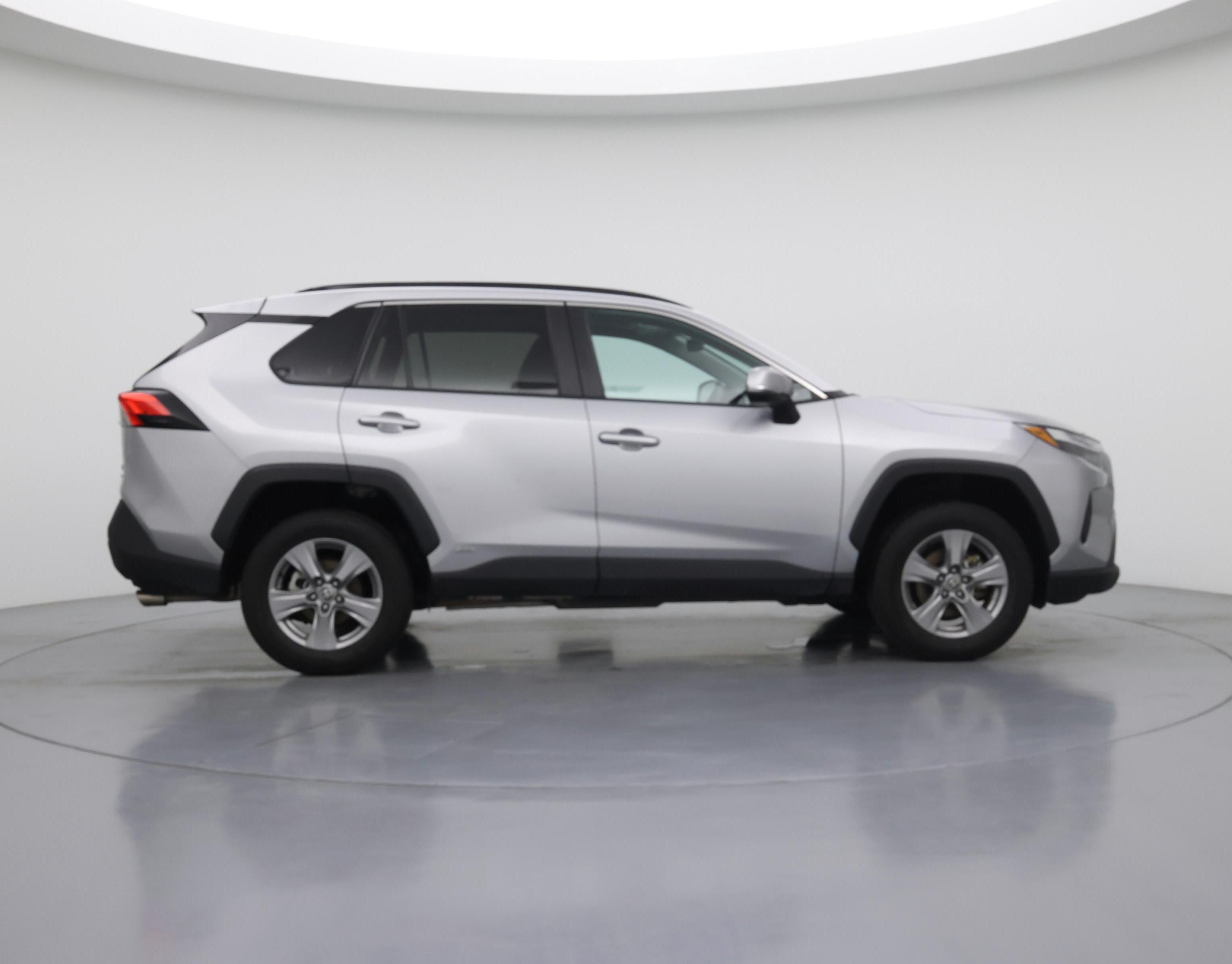 Thumbnail: 2022 Toyota RAV4 - 7