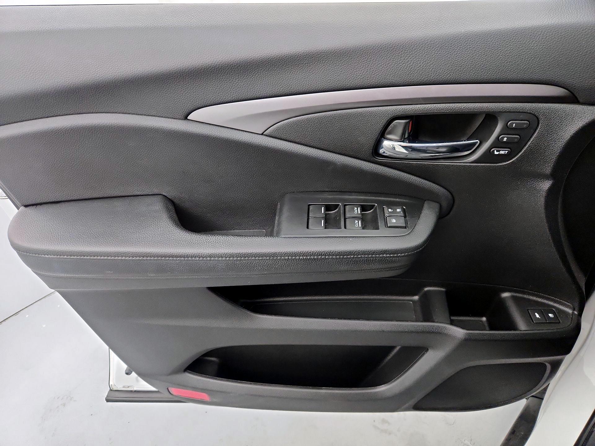 Thumbnail: 2021 Honda Passport - 12