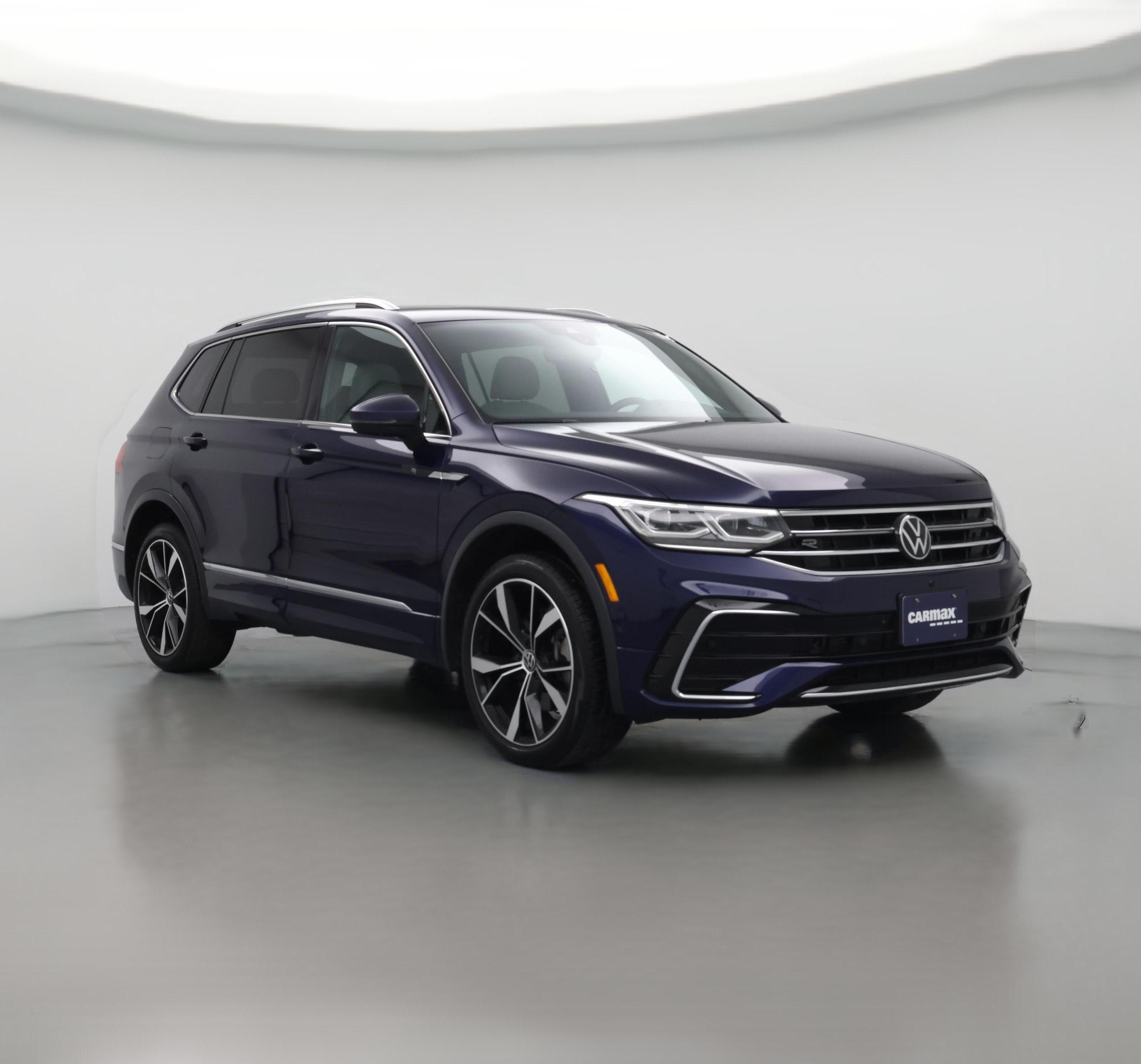 Thumbnail: 2023 Volkswagen Tiguan - 1