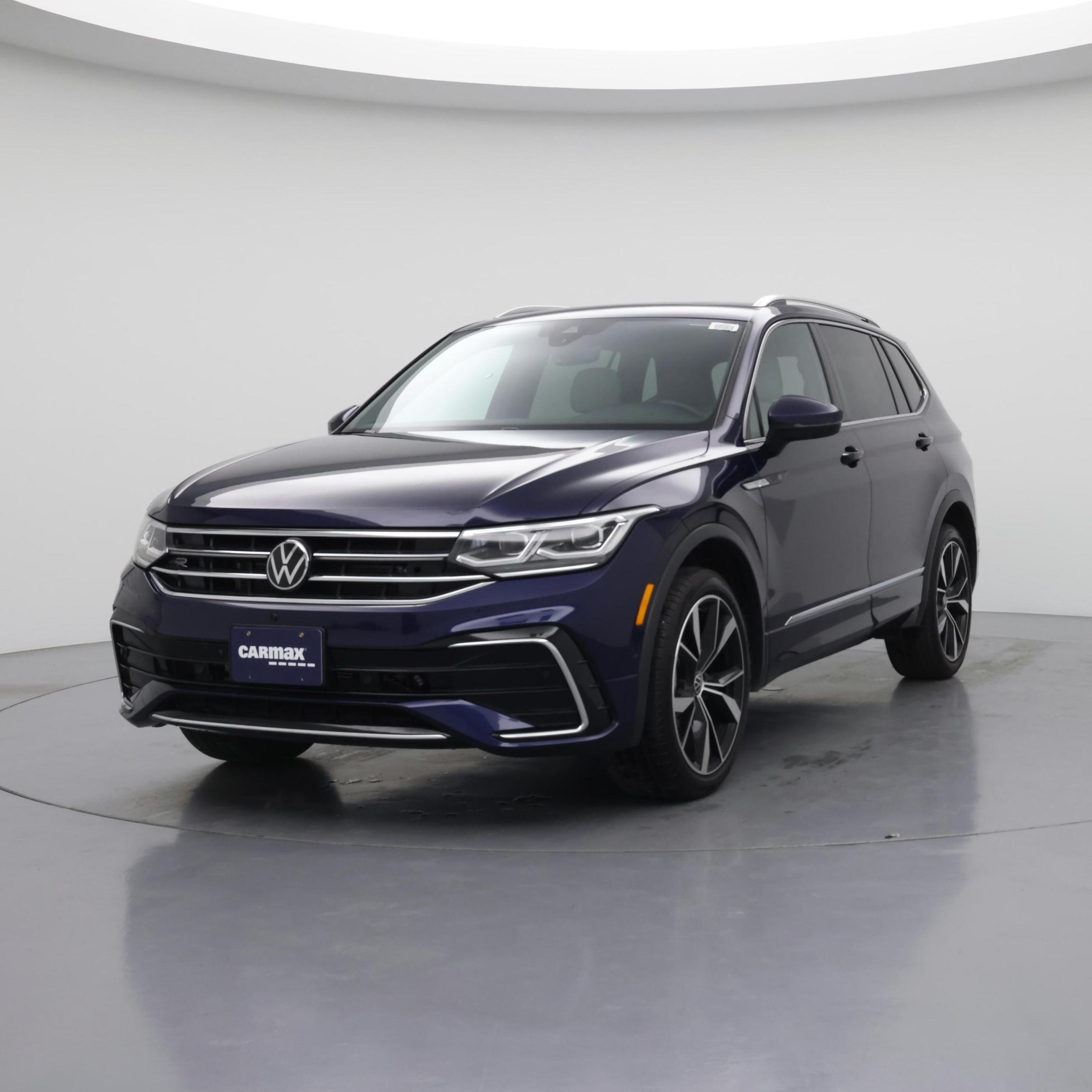 Thumbnail: 2023 Volkswagen Tiguan - 4