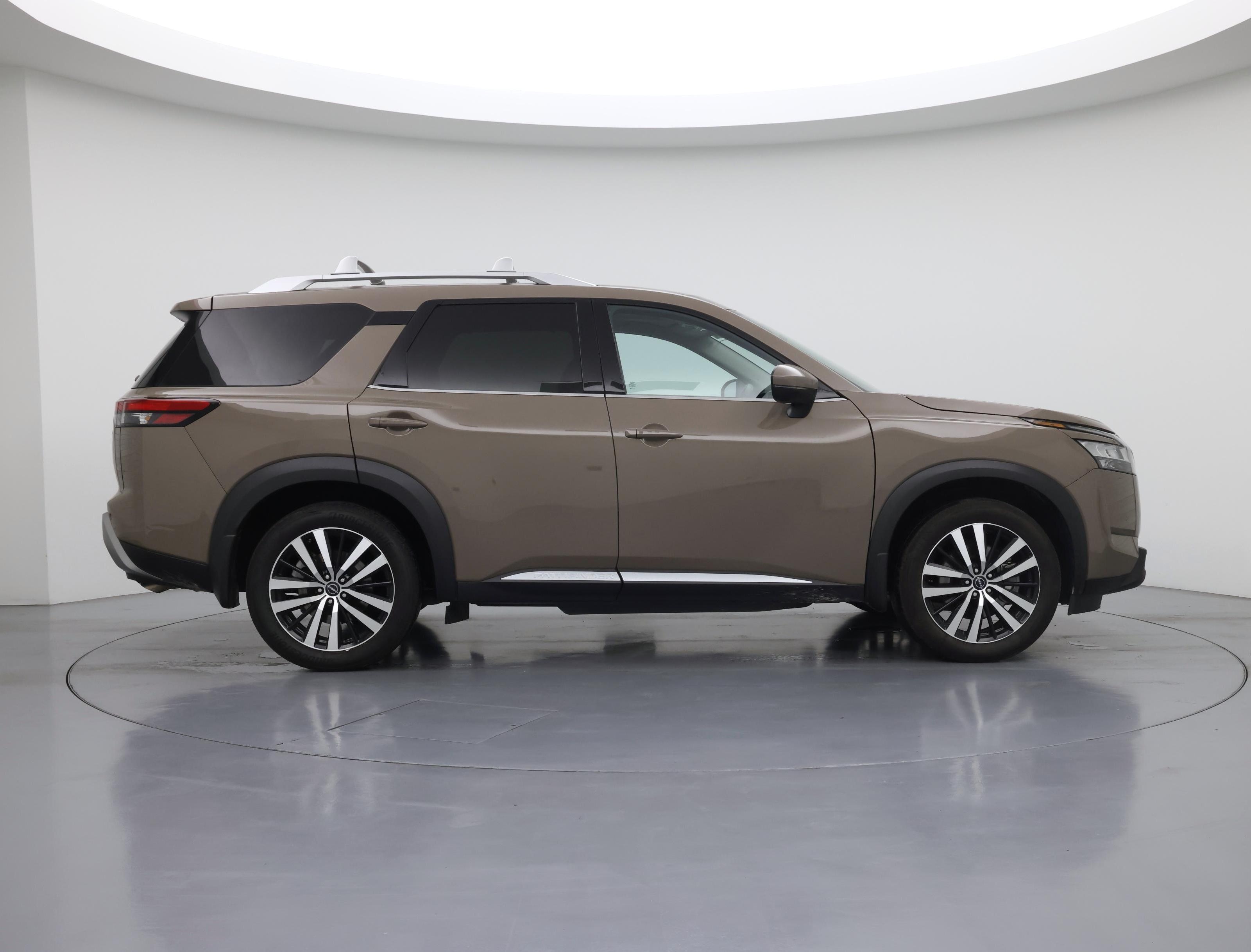 Thumbnail: 2024 Nissan Pathfinder - 7