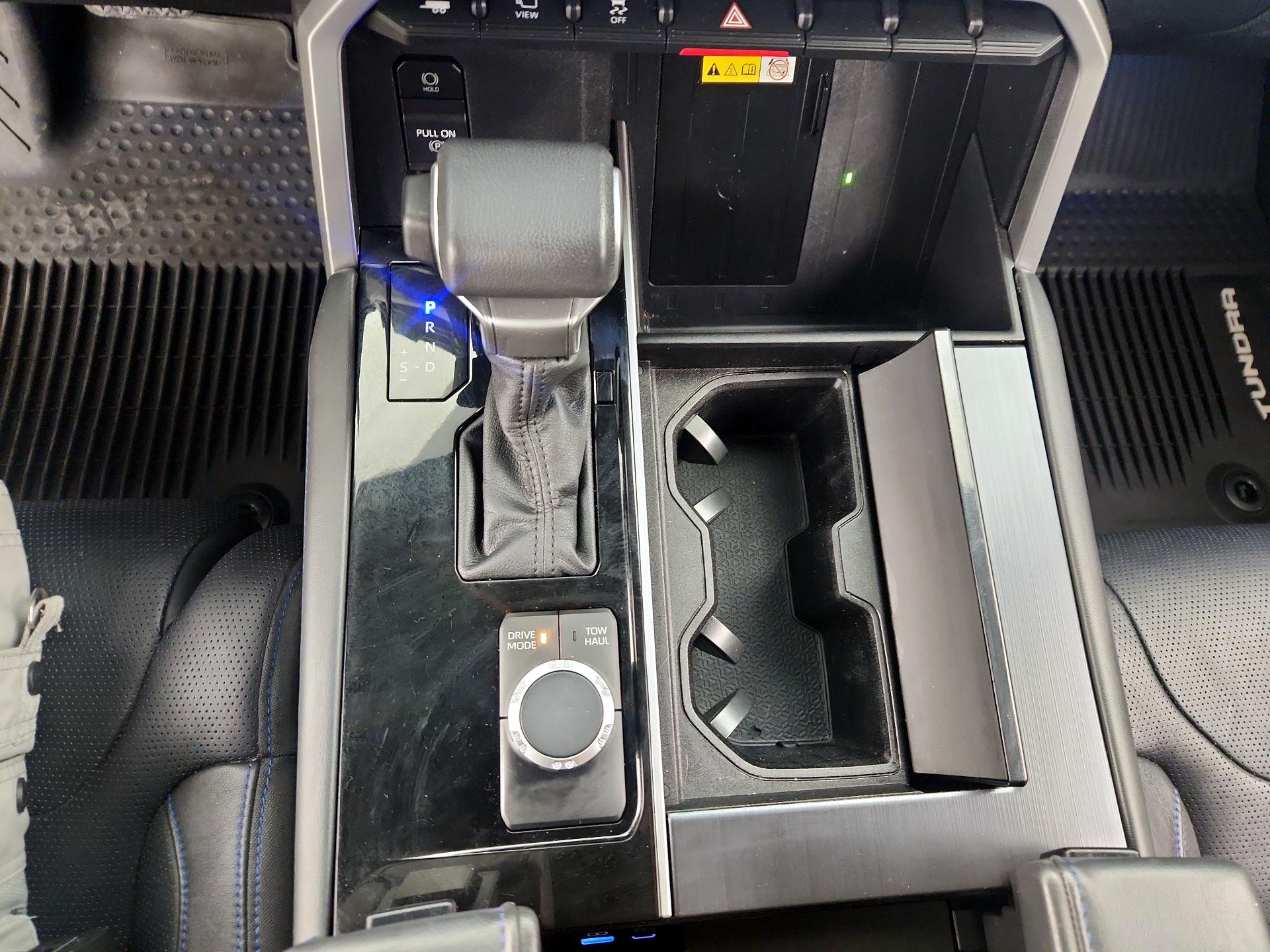 Thumbnail: 2022 Toyota Tundra - 17