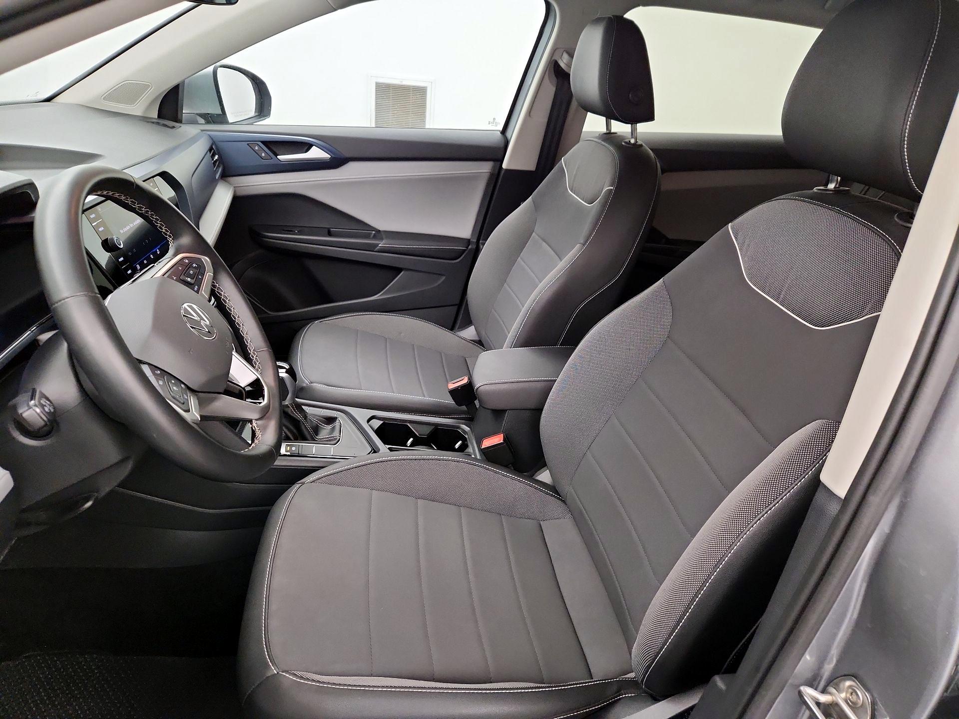 Thumbnail: 2024 Volkswagen Taos - 11