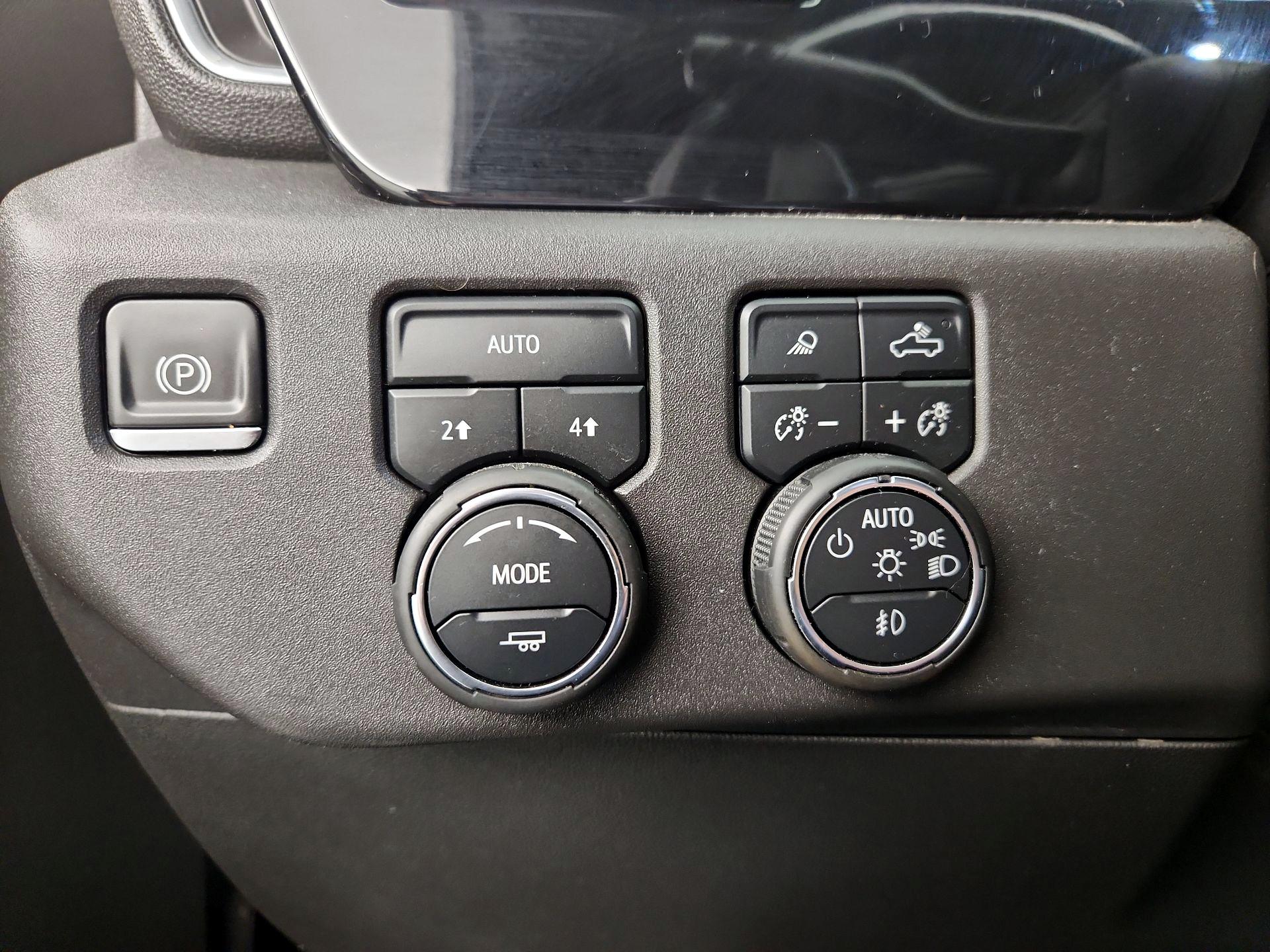 Thumbnail: 2023 Chevrolet Silverado 1500 - 13