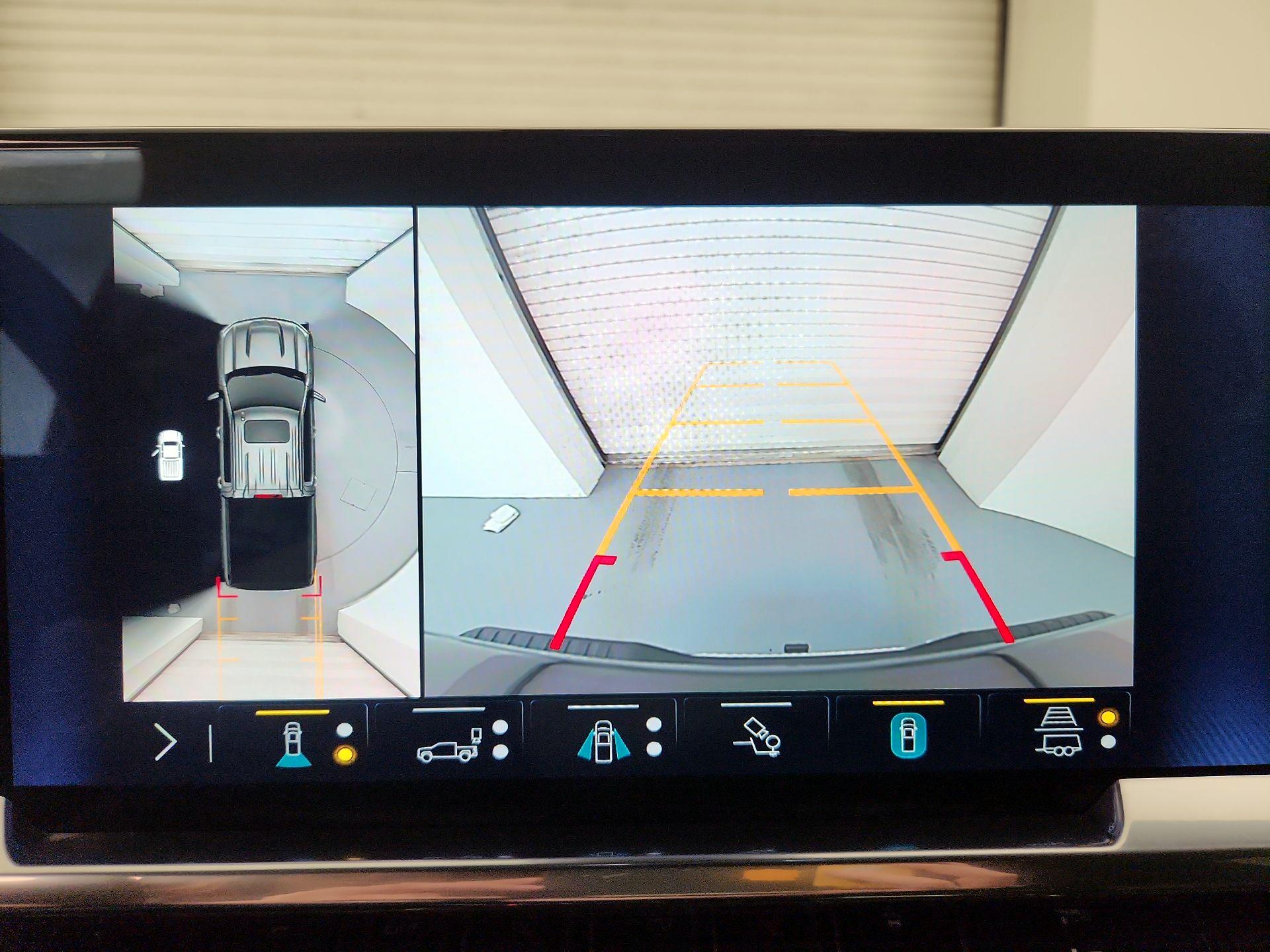 Thumbnail: 2023 Chevrolet Silverado 1500 - 14